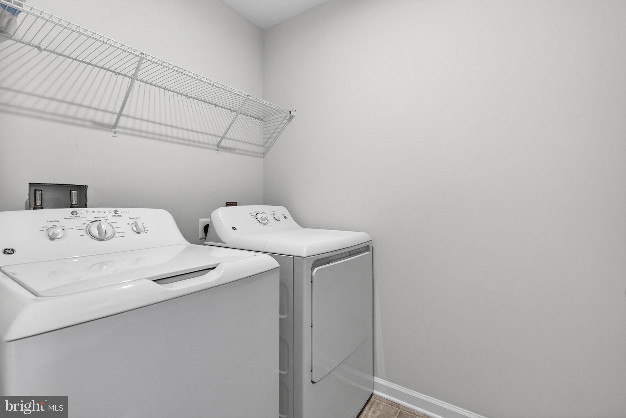 THE VILLAGE AT MIDDLETOWN - Residential Lease