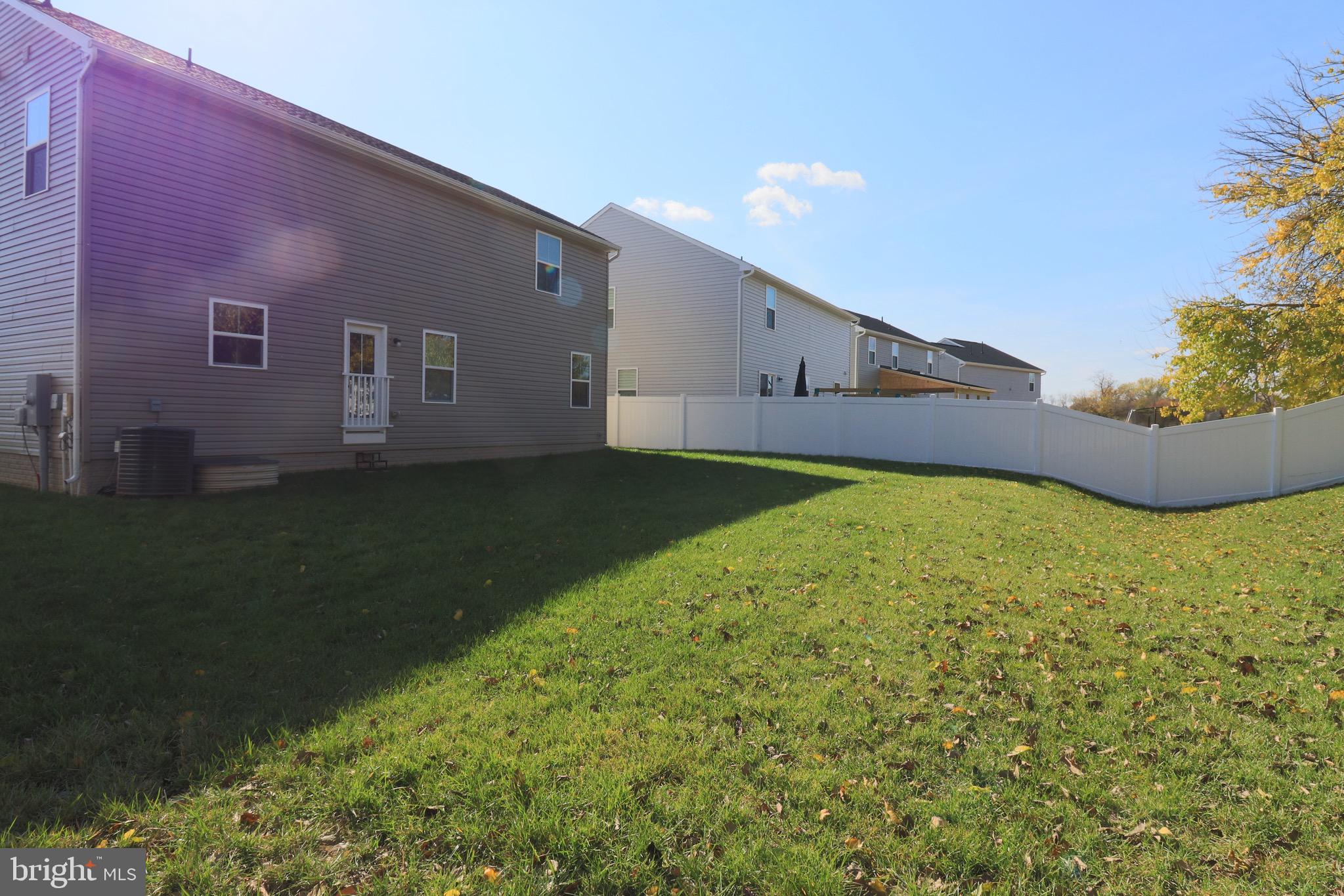 THE VILLAGE AT MIDDLETOWN - Residential Lease