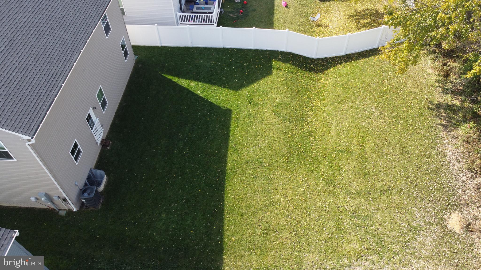 THE VILLAGE AT MIDDLETOWN - Residential Lease