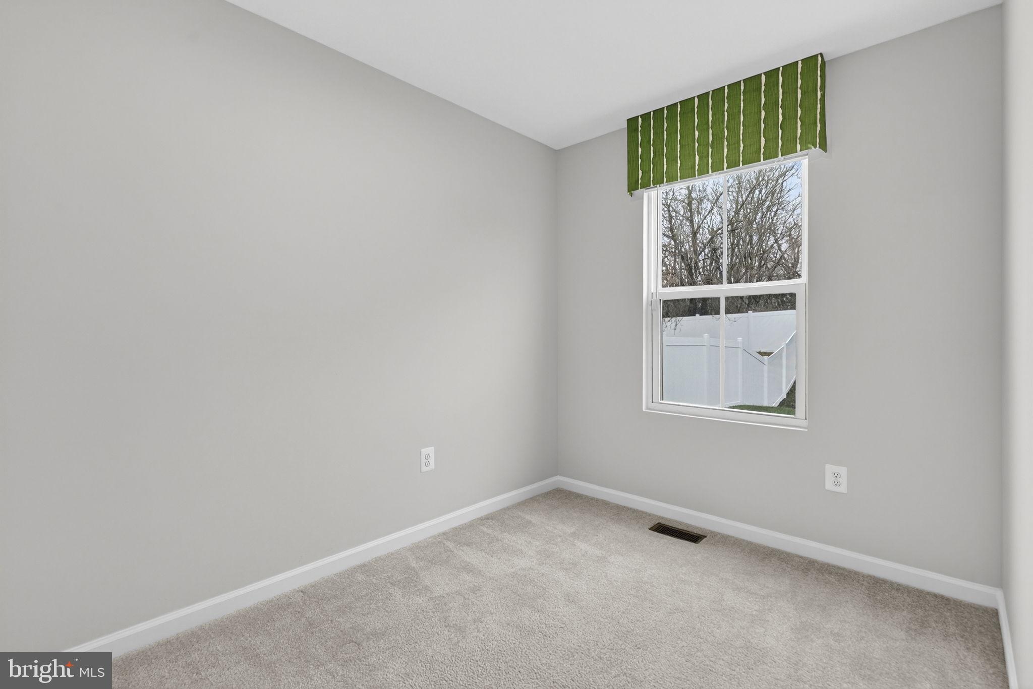 THE VILLAGE AT MIDDLETOWN - Residential Lease