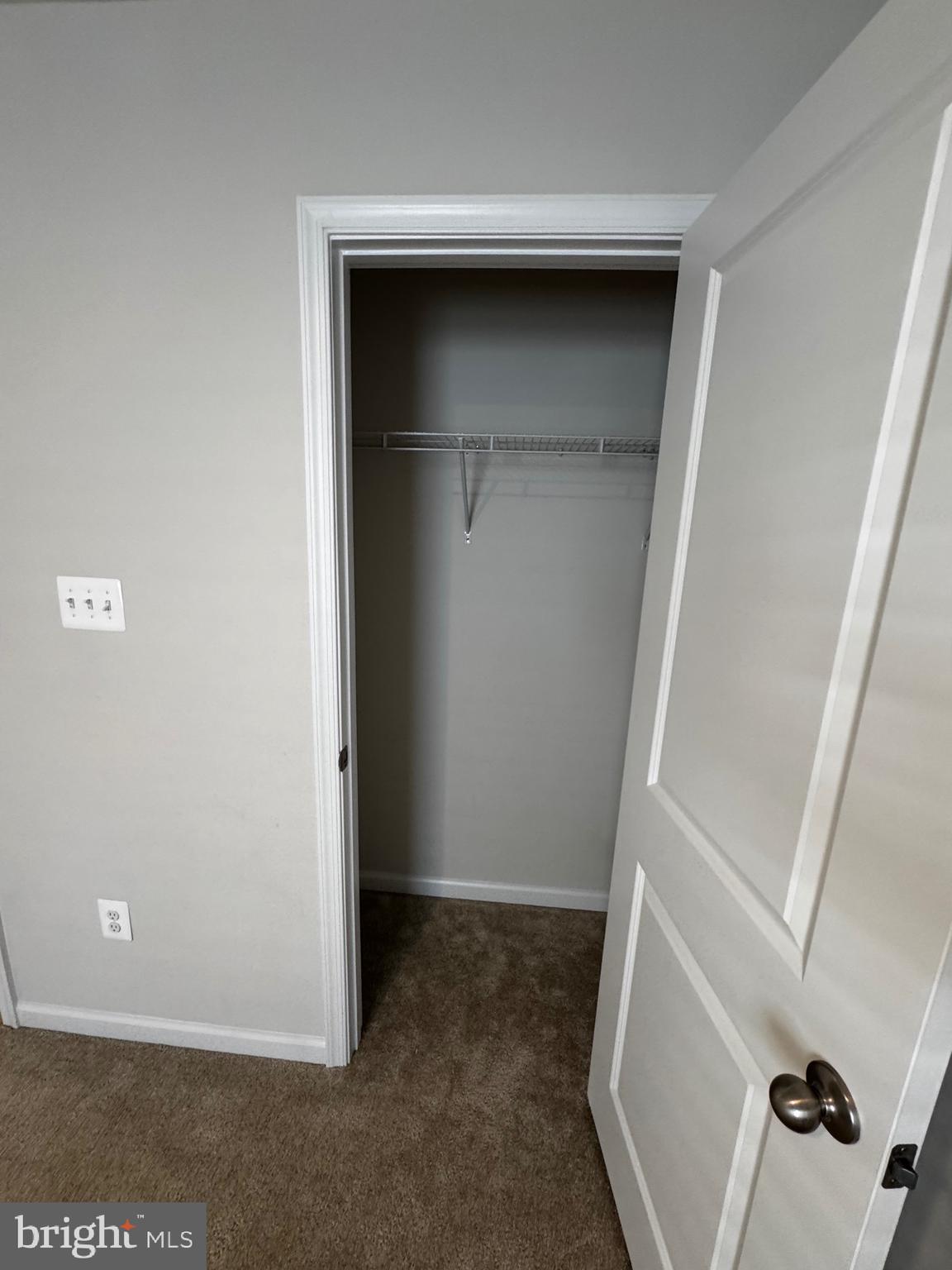 THE VILLAGE AT MIDDLETOWN - Residential Lease