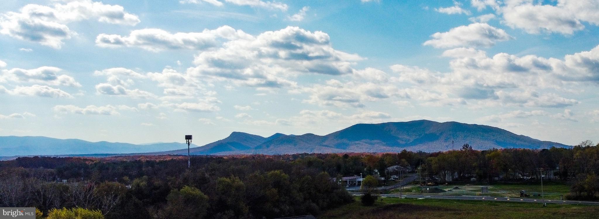 THE VILLAGE AT MIDDLETOWN - Residential Lease