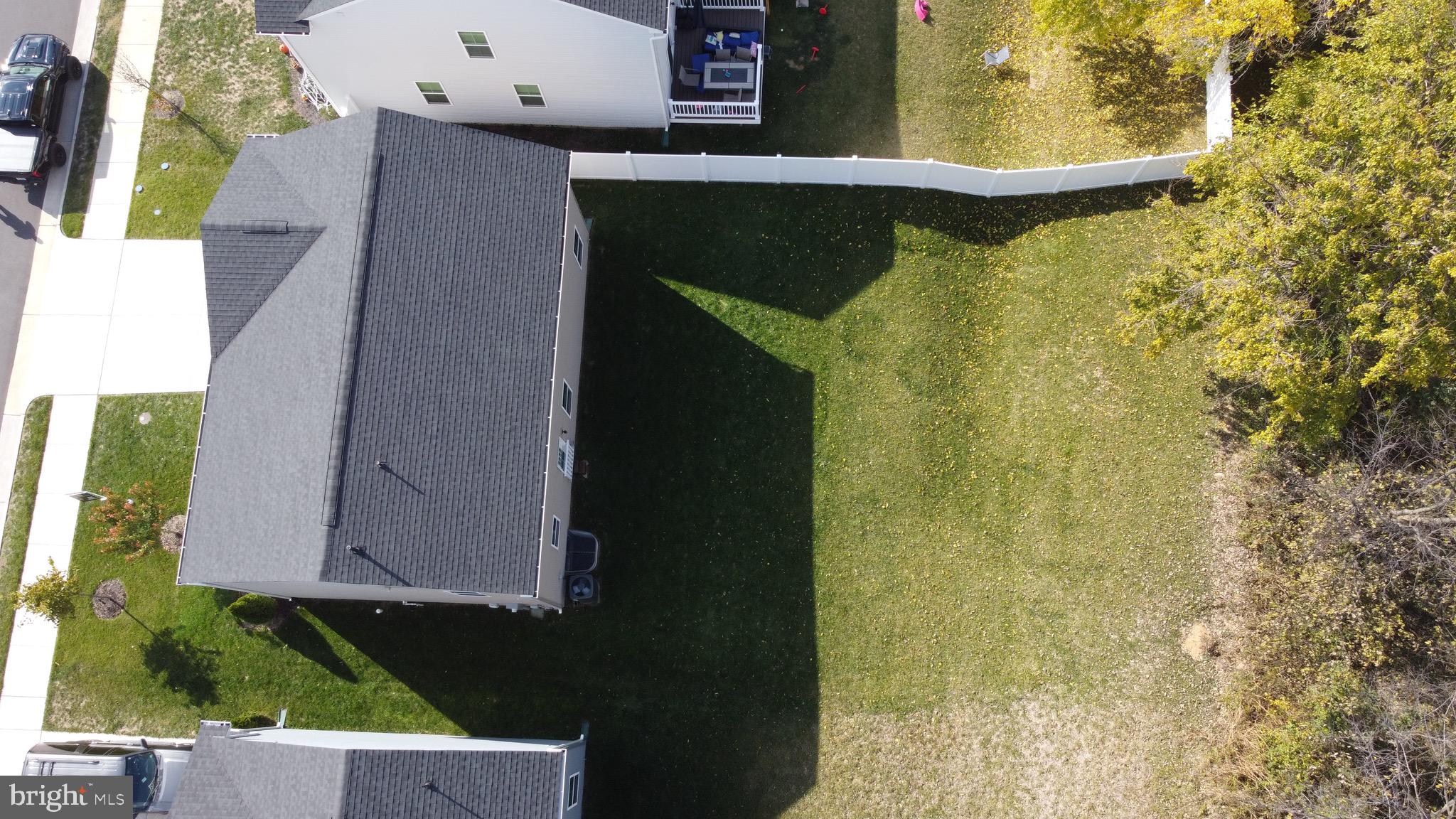 THE VILLAGE AT MIDDLETOWN - Residential Lease