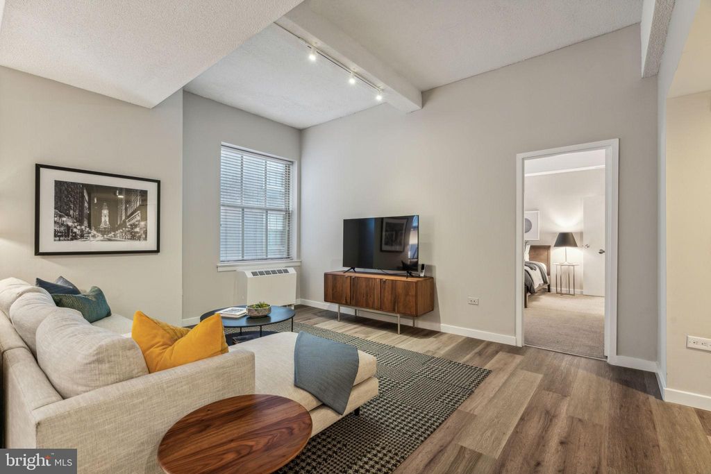 Photo of 875 Sansom Street #1211, PHILADELPHIA, PA 19106 (MLS # PAPH2576372)