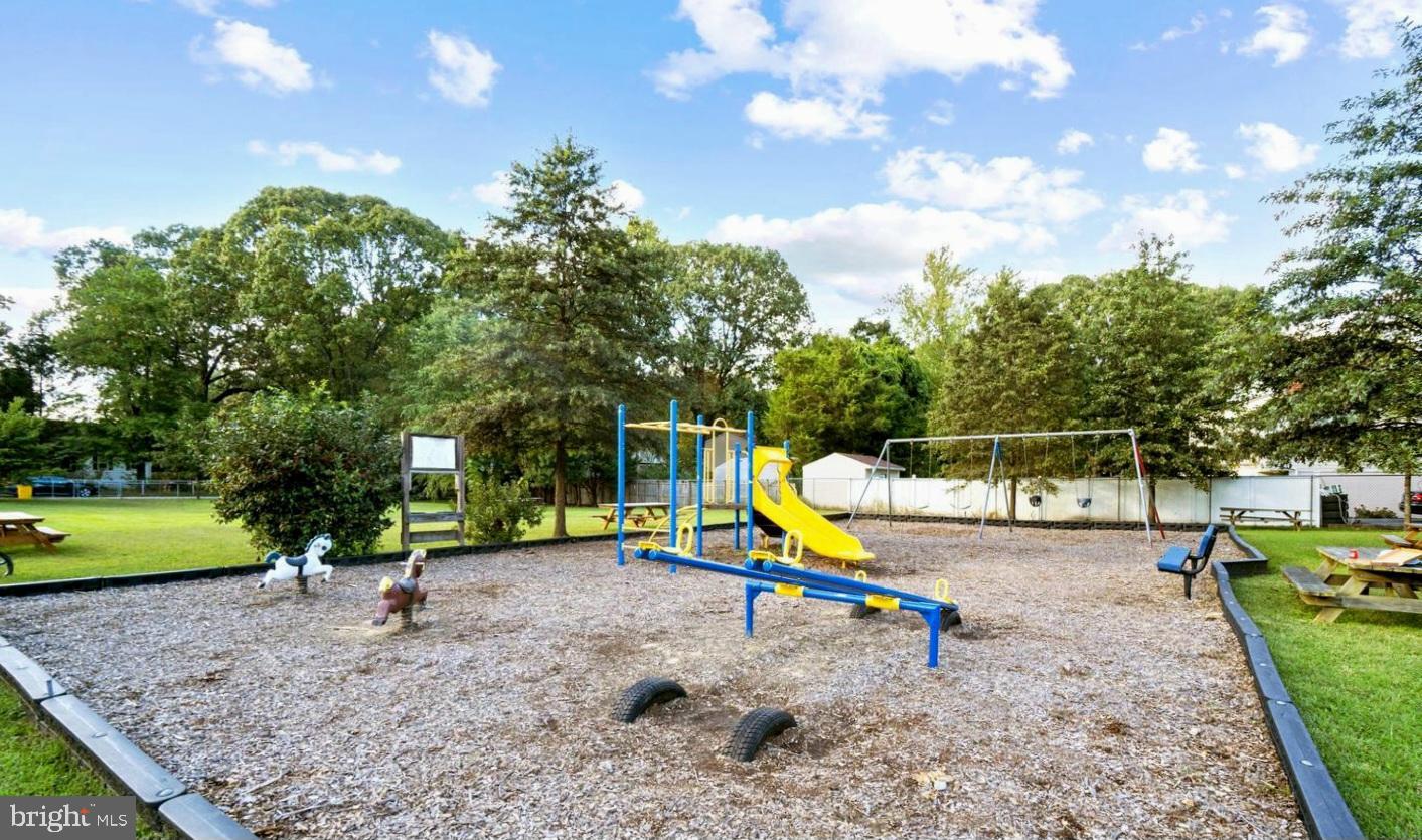 UPPER MAGOTHY BEACH - Residential