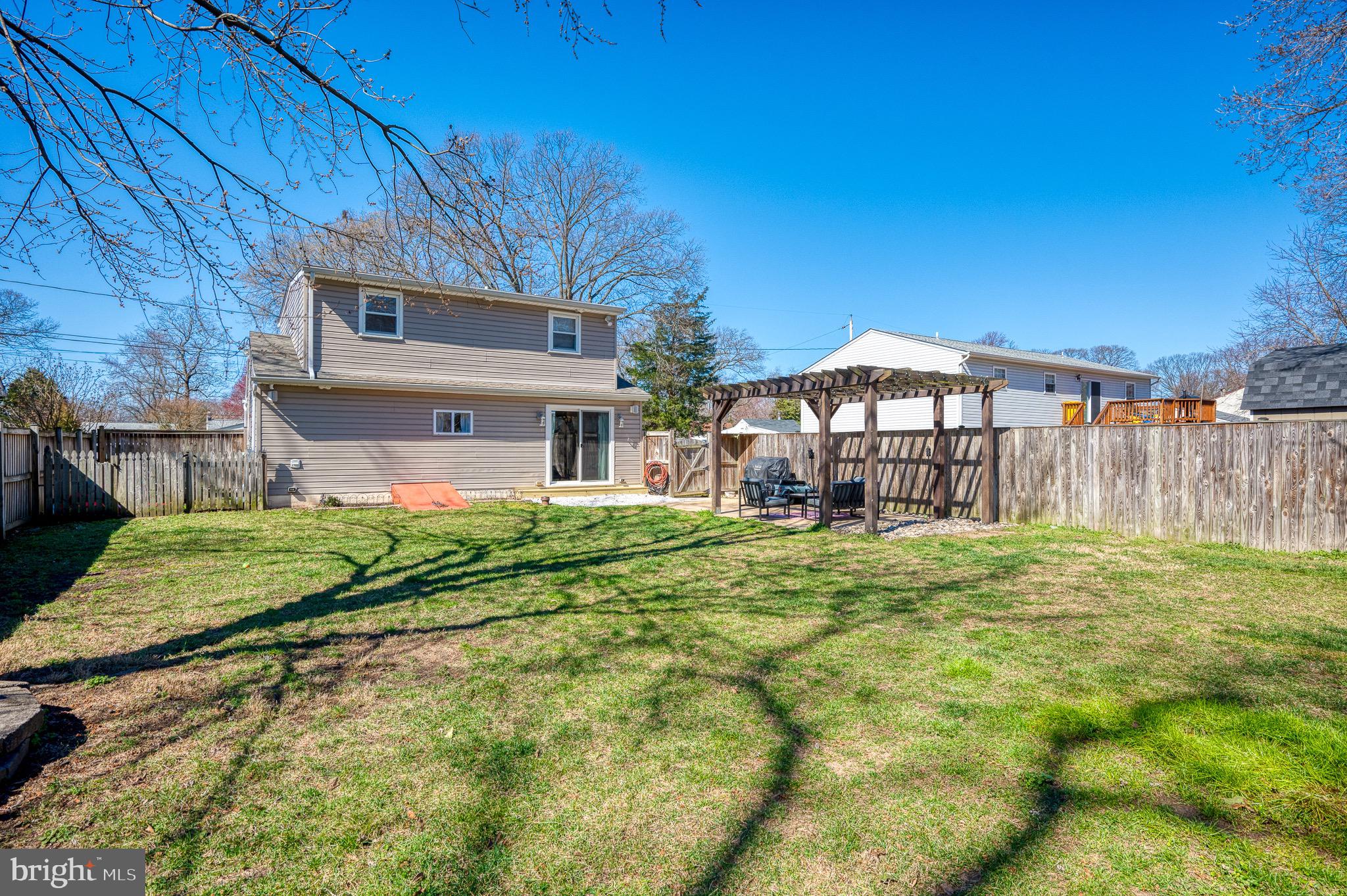 UPPER MAGOTHY BEACH - Residential