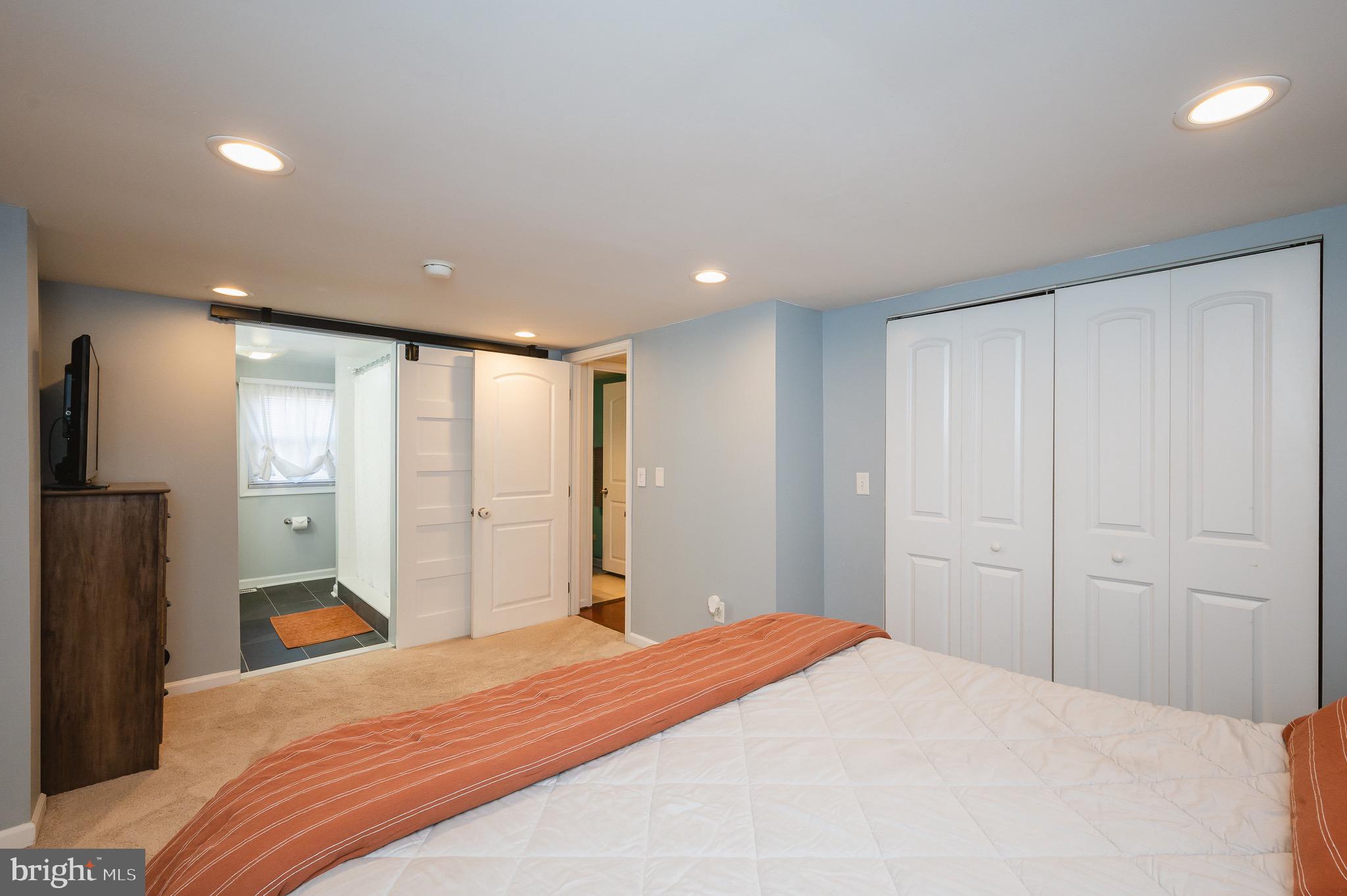 UPPER MAGOTHY BEACH - Residential