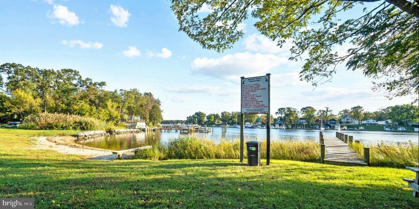 UPPER MAGOTHY BEACH - Residential