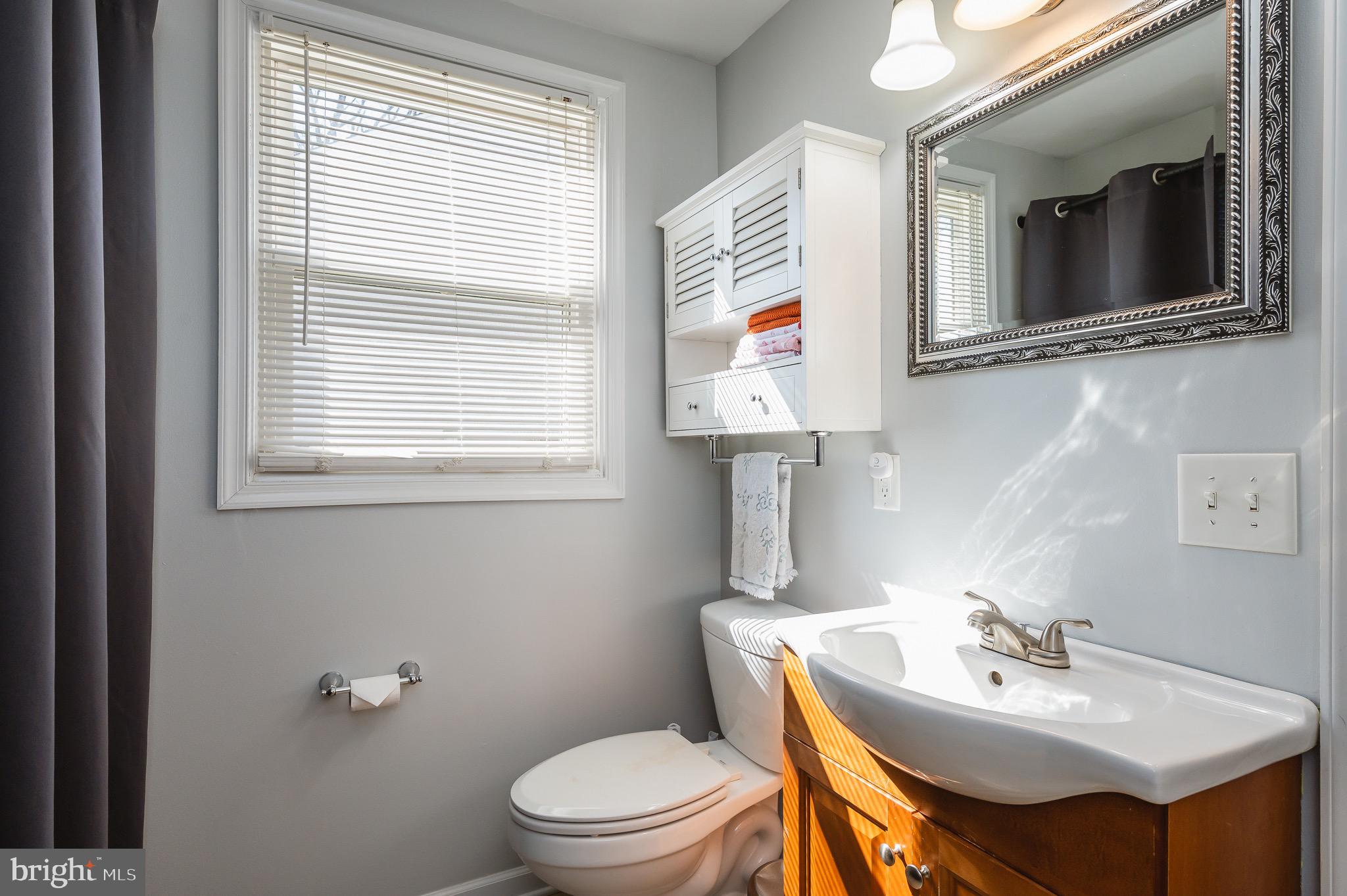 UPPER MAGOTHY BEACH - Residential