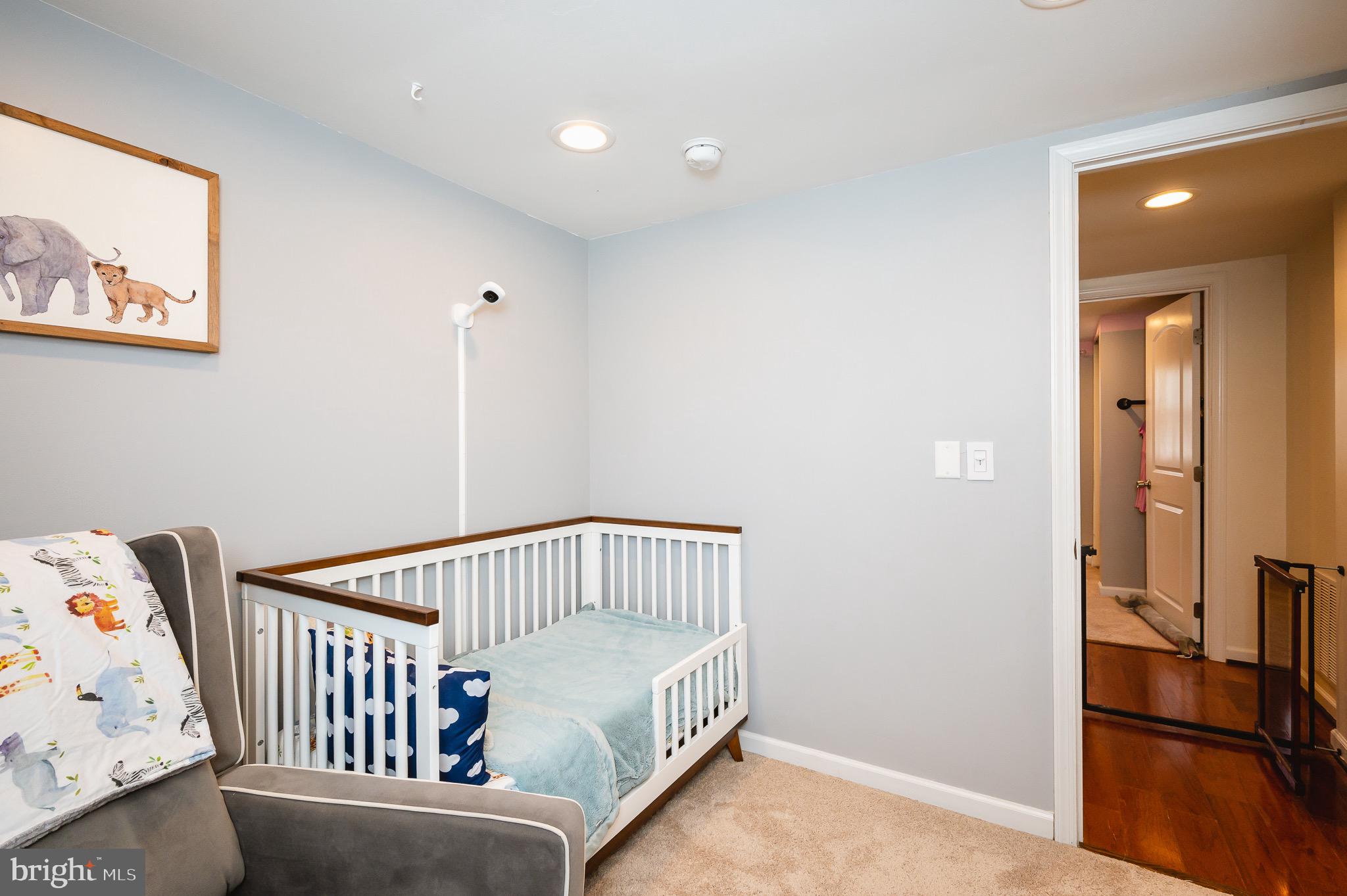 UPPER MAGOTHY BEACH - Residential