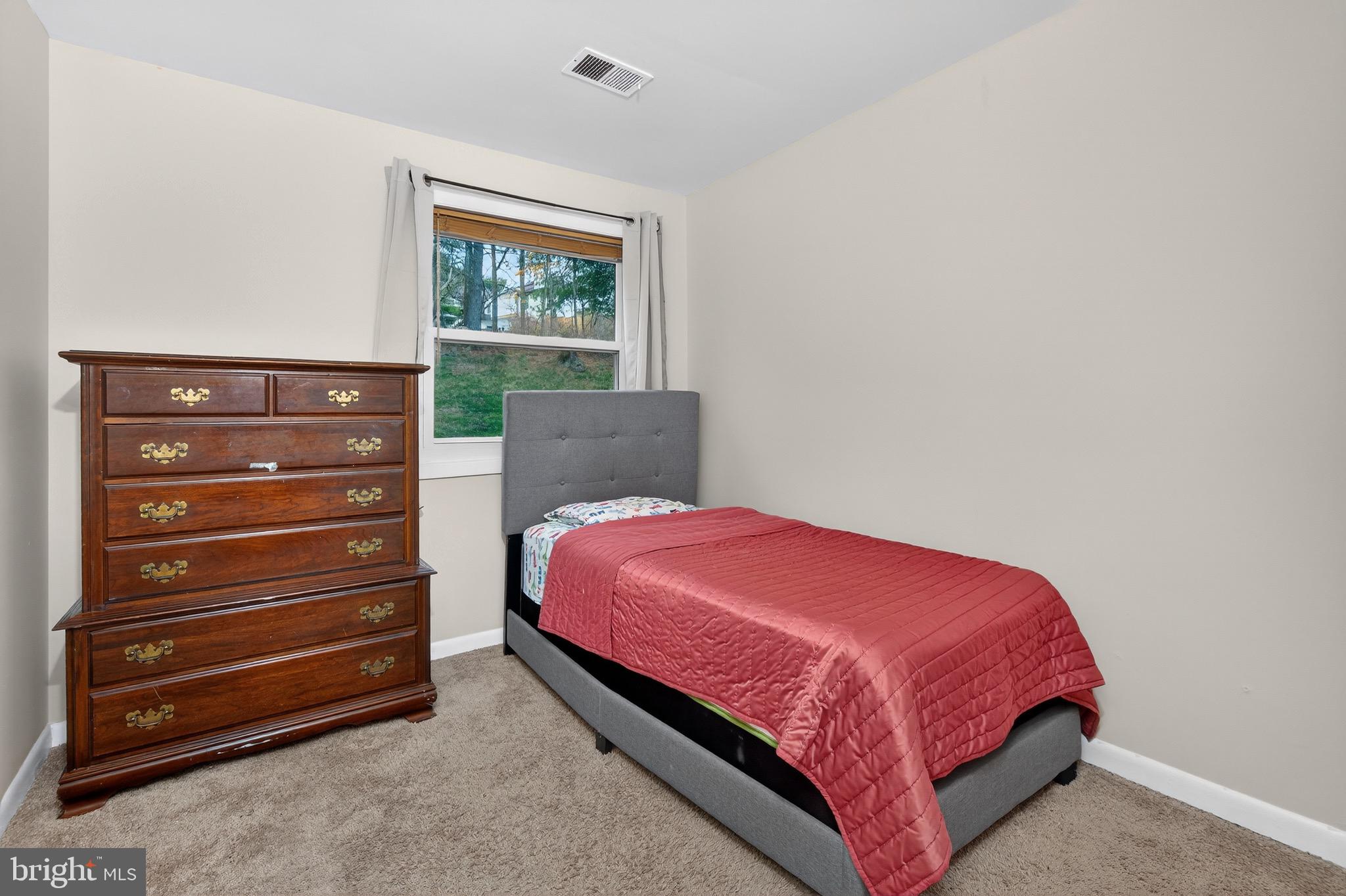 COUNTRY RD TOWNHOUSES - Residential