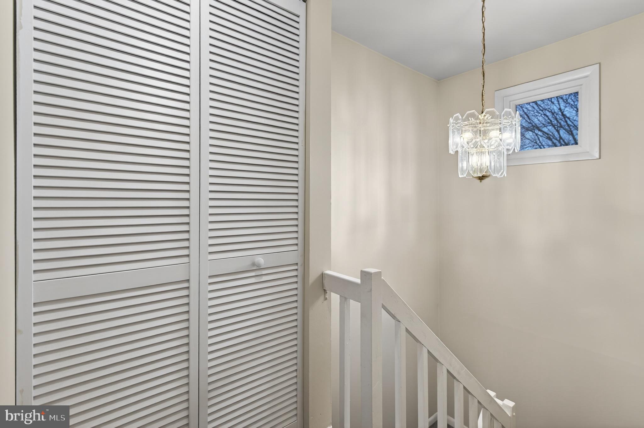 COUNTRY RD TOWNHOUSES - Residential