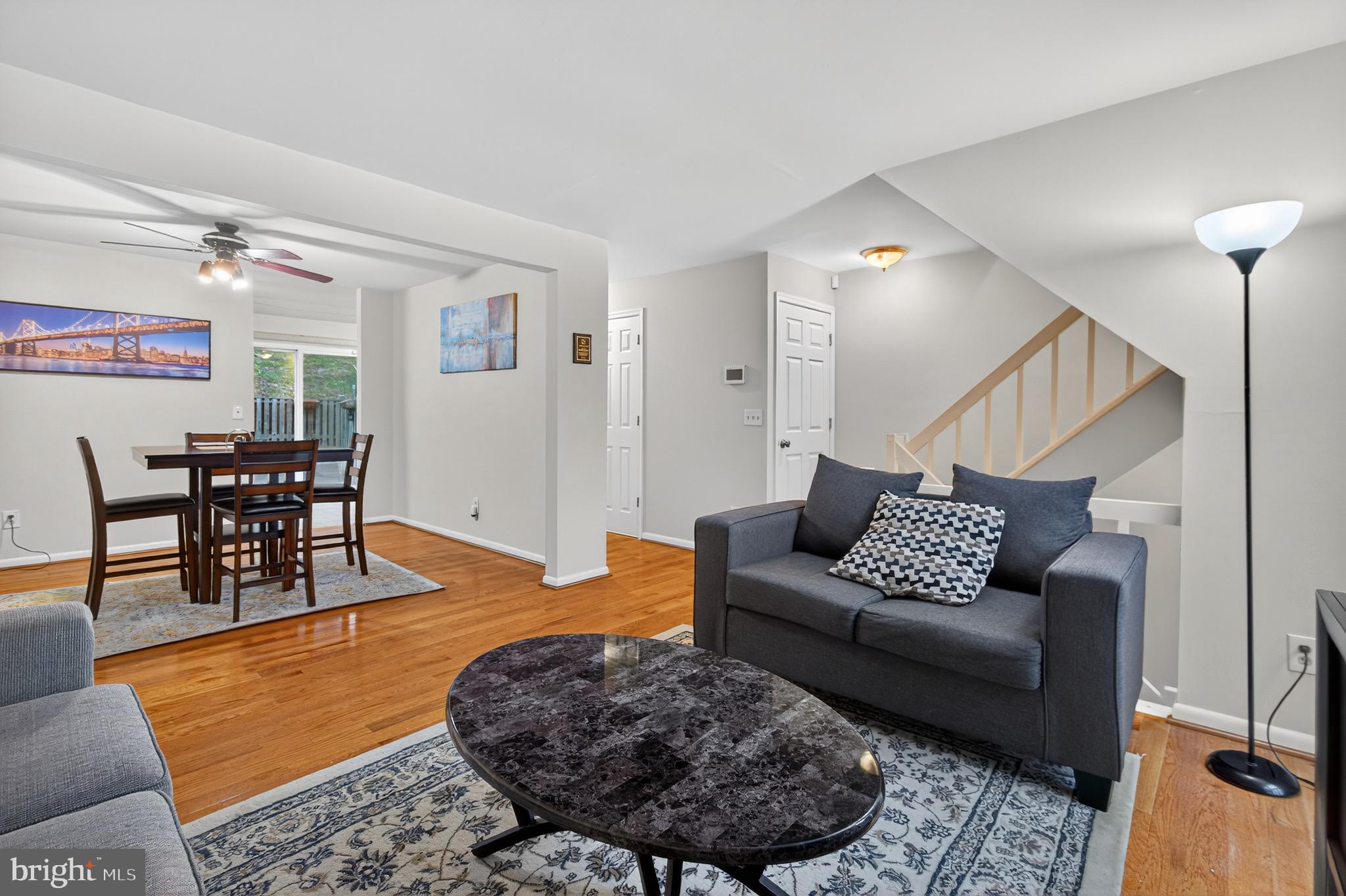 COUNTRY RD TOWNHOUSES - Residential