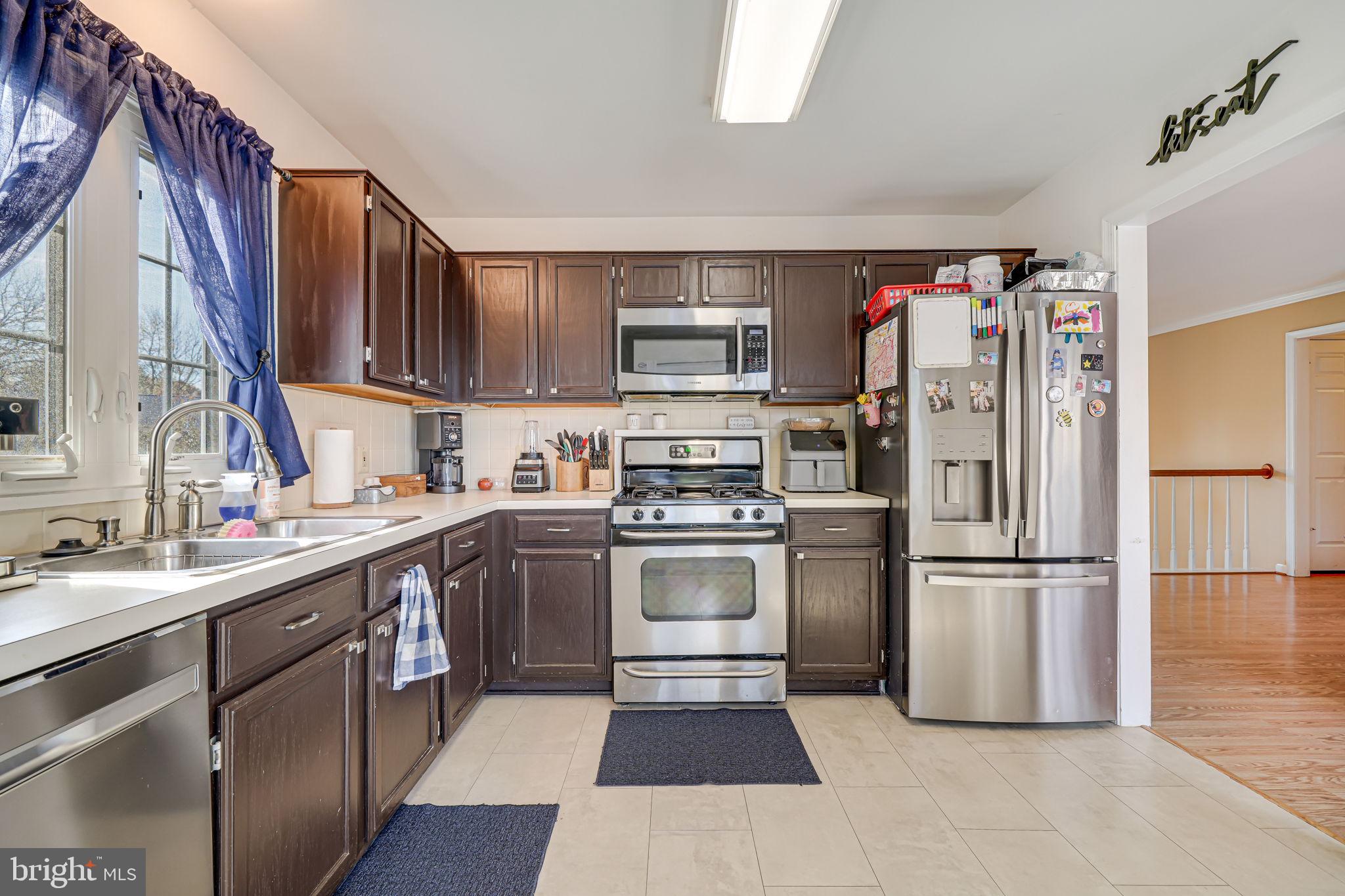 MEADOWS AT ENGLAND RUN - Residential