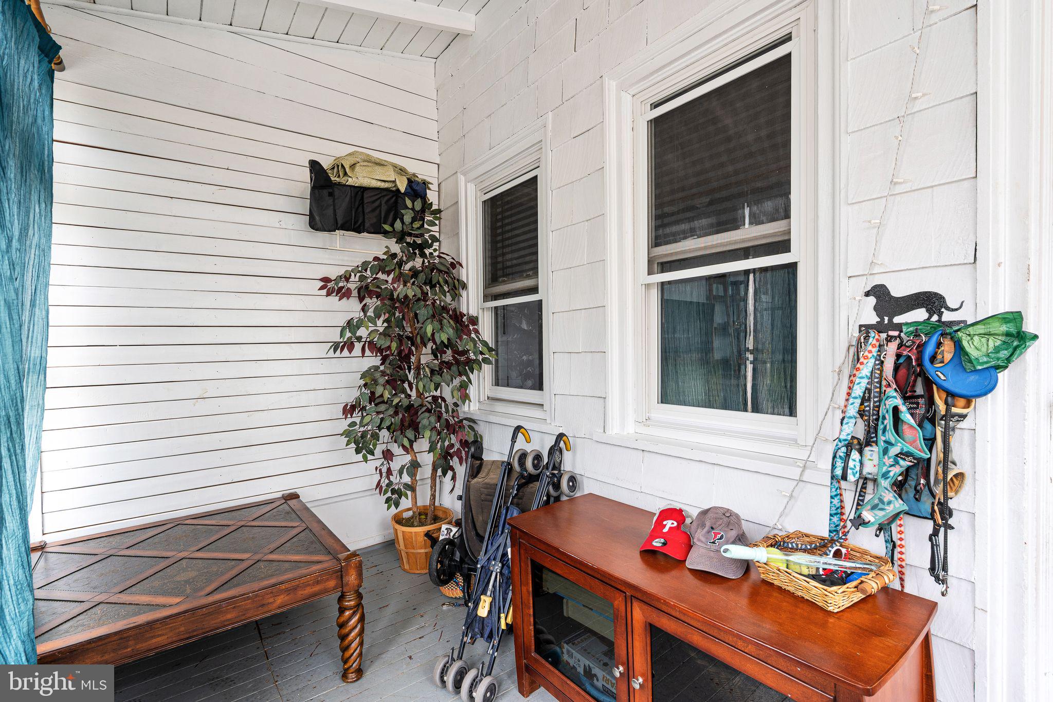 513 GORDON AVENUE