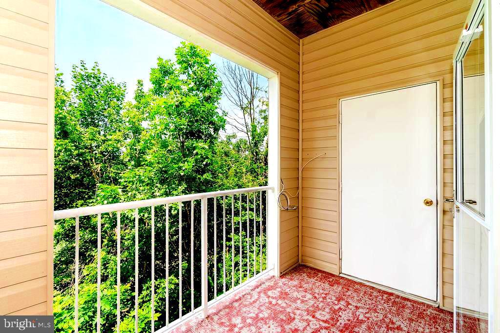 BRISTOL PARK - Residential