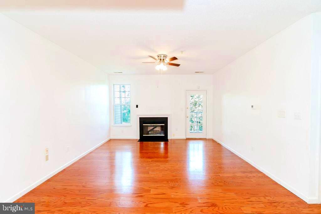 BRISTOL PARK - Residential