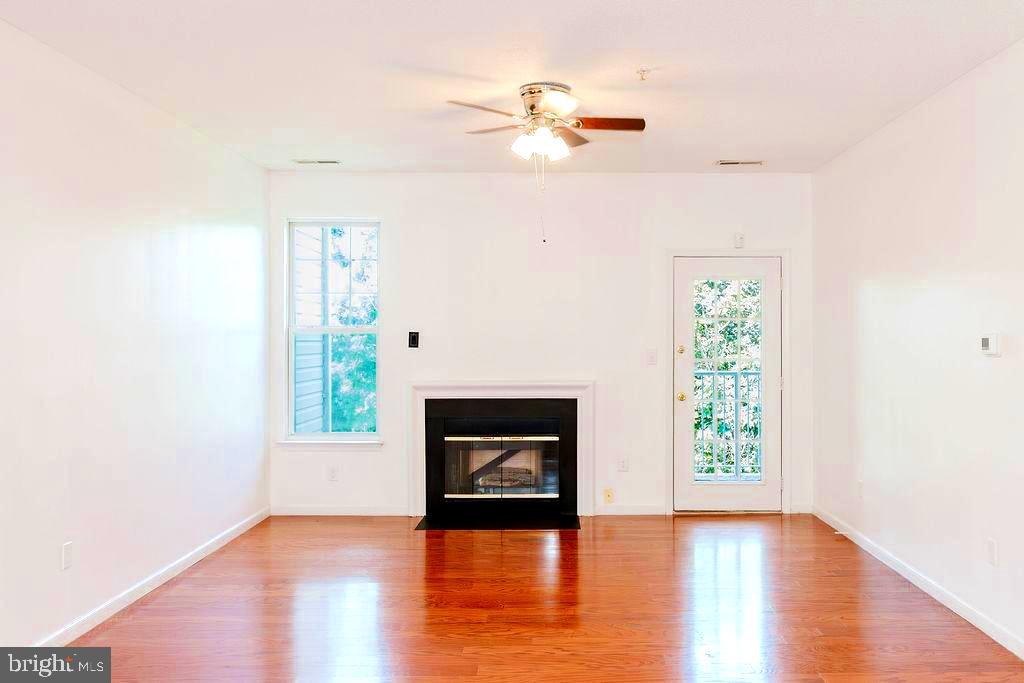 BRISTOL PARK - Residential