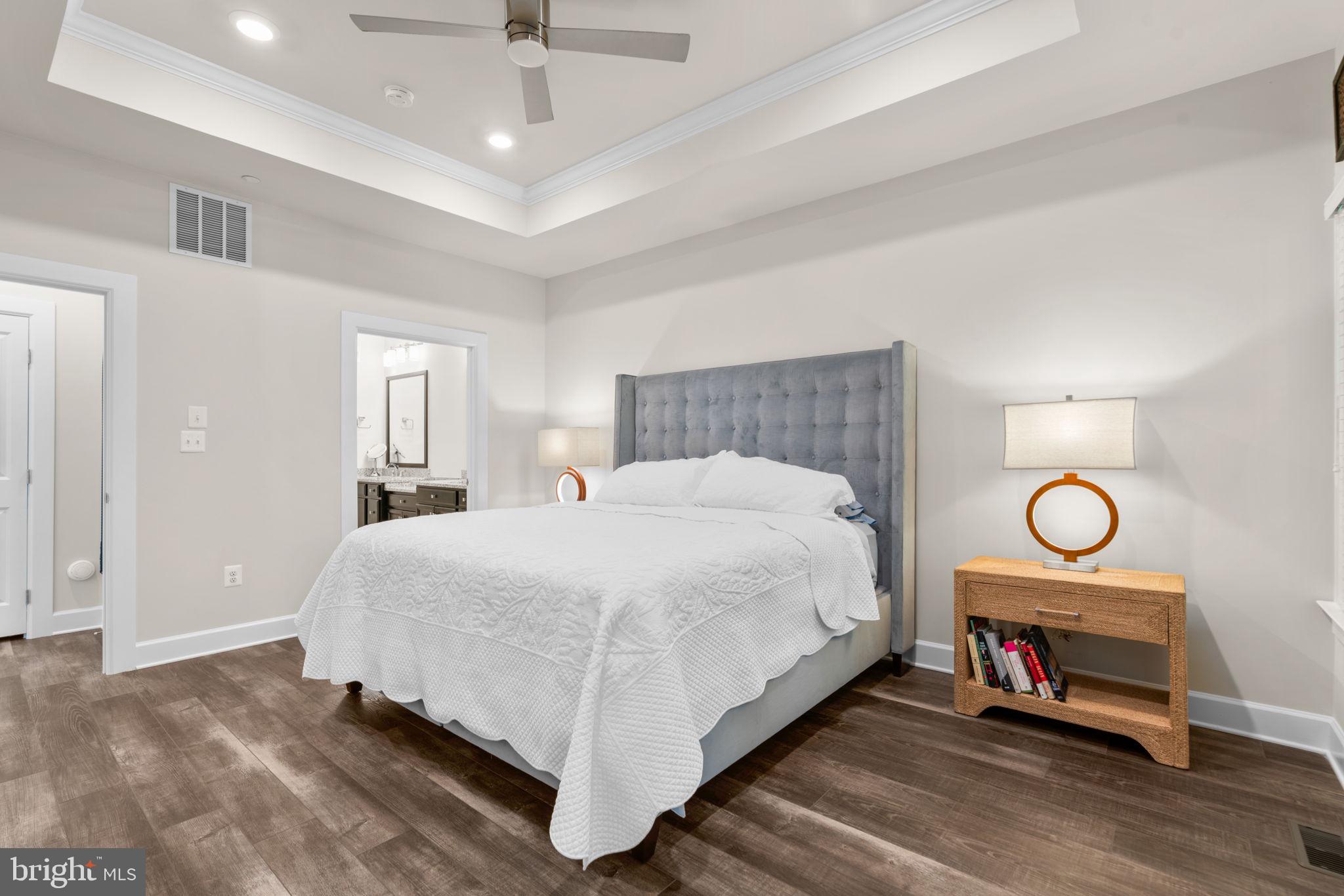 TURF VALLEY - Residential