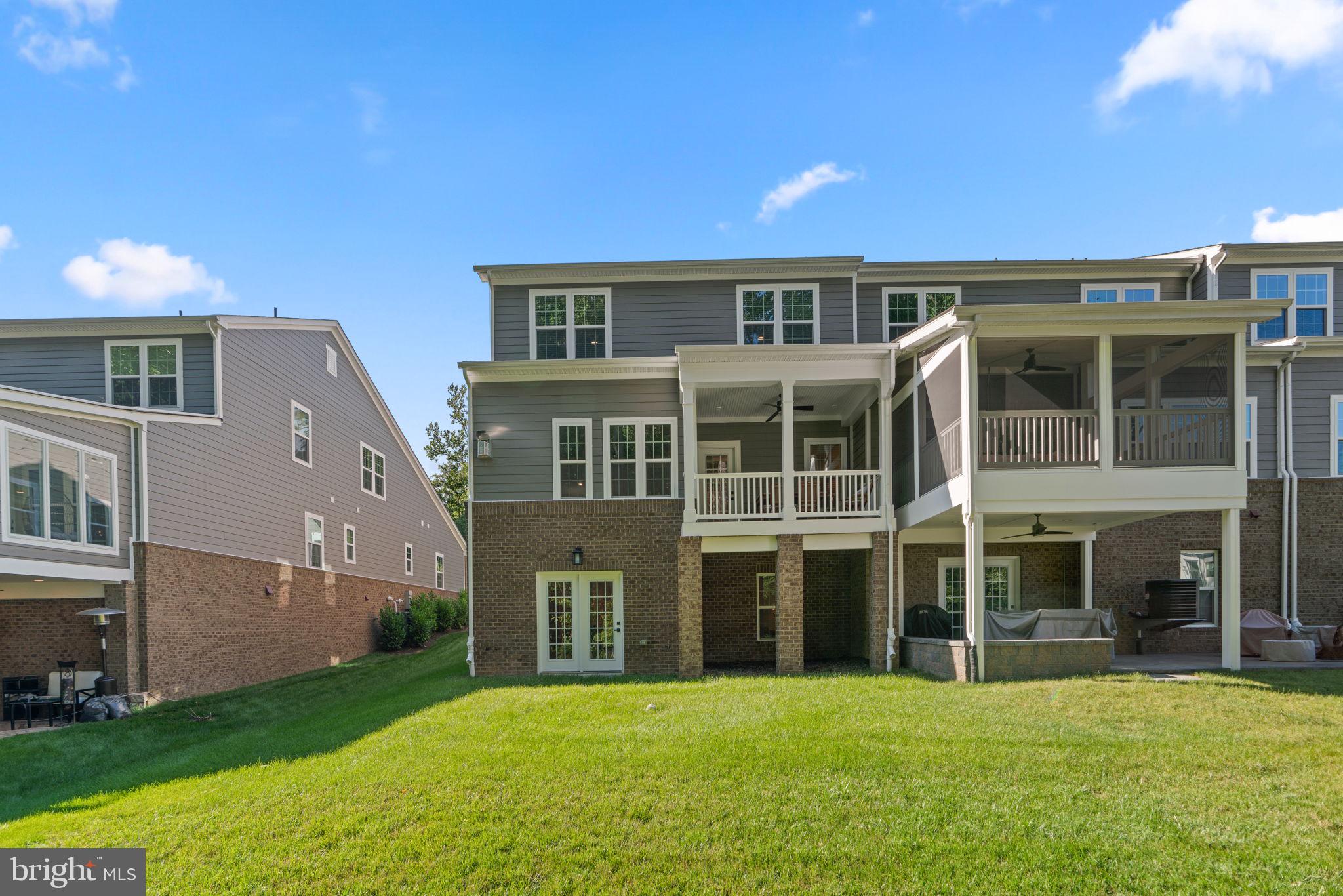 TURF VALLEY - Residential