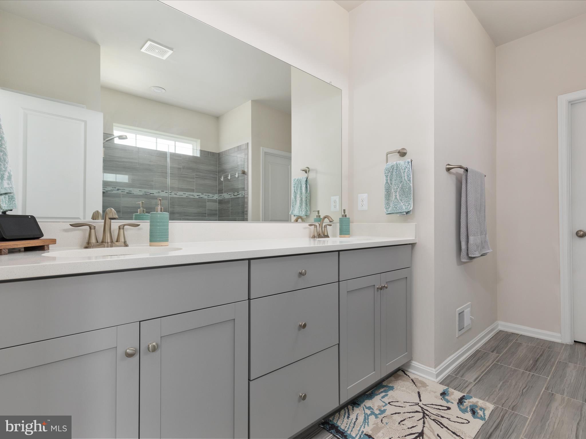 HARVEST HILLS - Residential