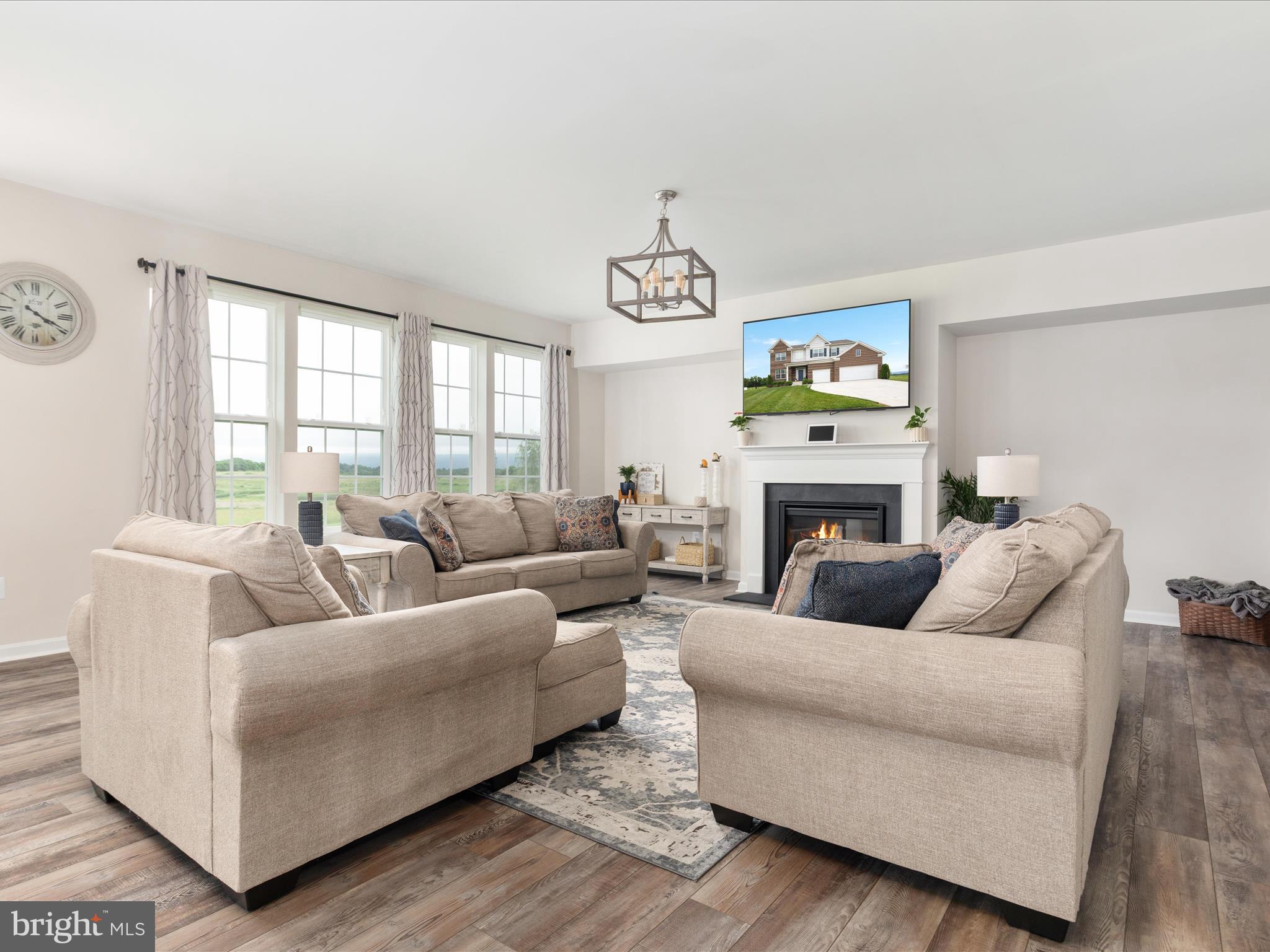 HARVEST HILLS - Residential