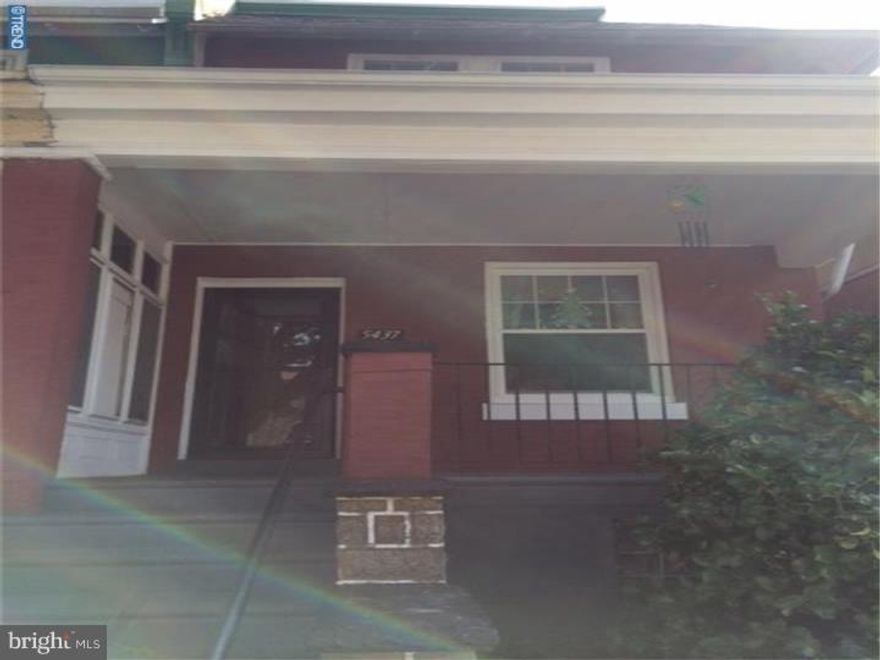 Very well maintained three bedroom home in the Olney Section of the city. Directly behind Einstein Hospital. 1st flr features living room, dining room and kitchen. Hardwood flooring throughout. Rear yard with small deck. 2nd flr features three nice sized bedrooms and one full bath. Full unfinished basement with washer/dryer. Powder room in basement. This home is tenant occupied.