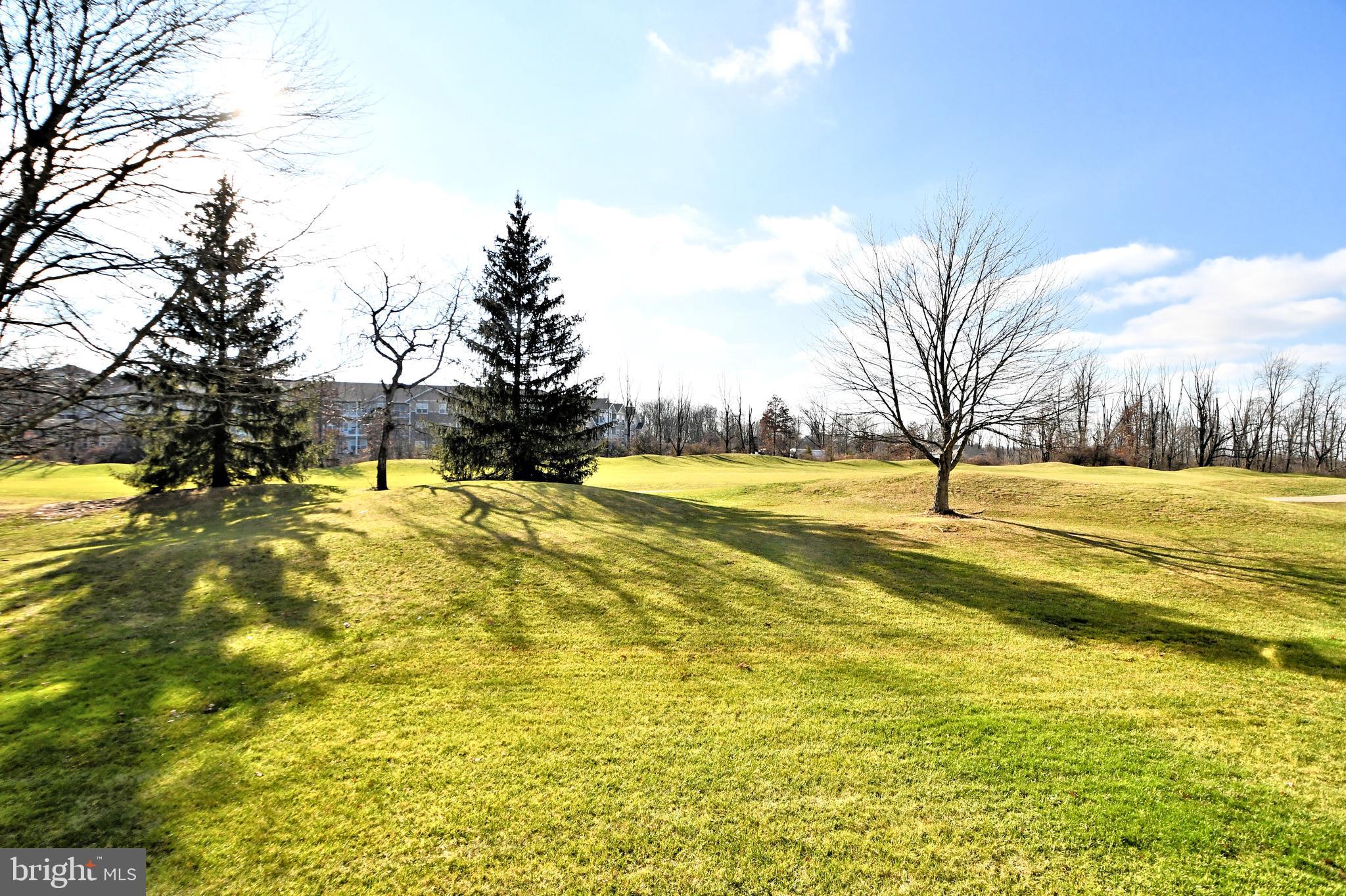 PINE CREST - Residential