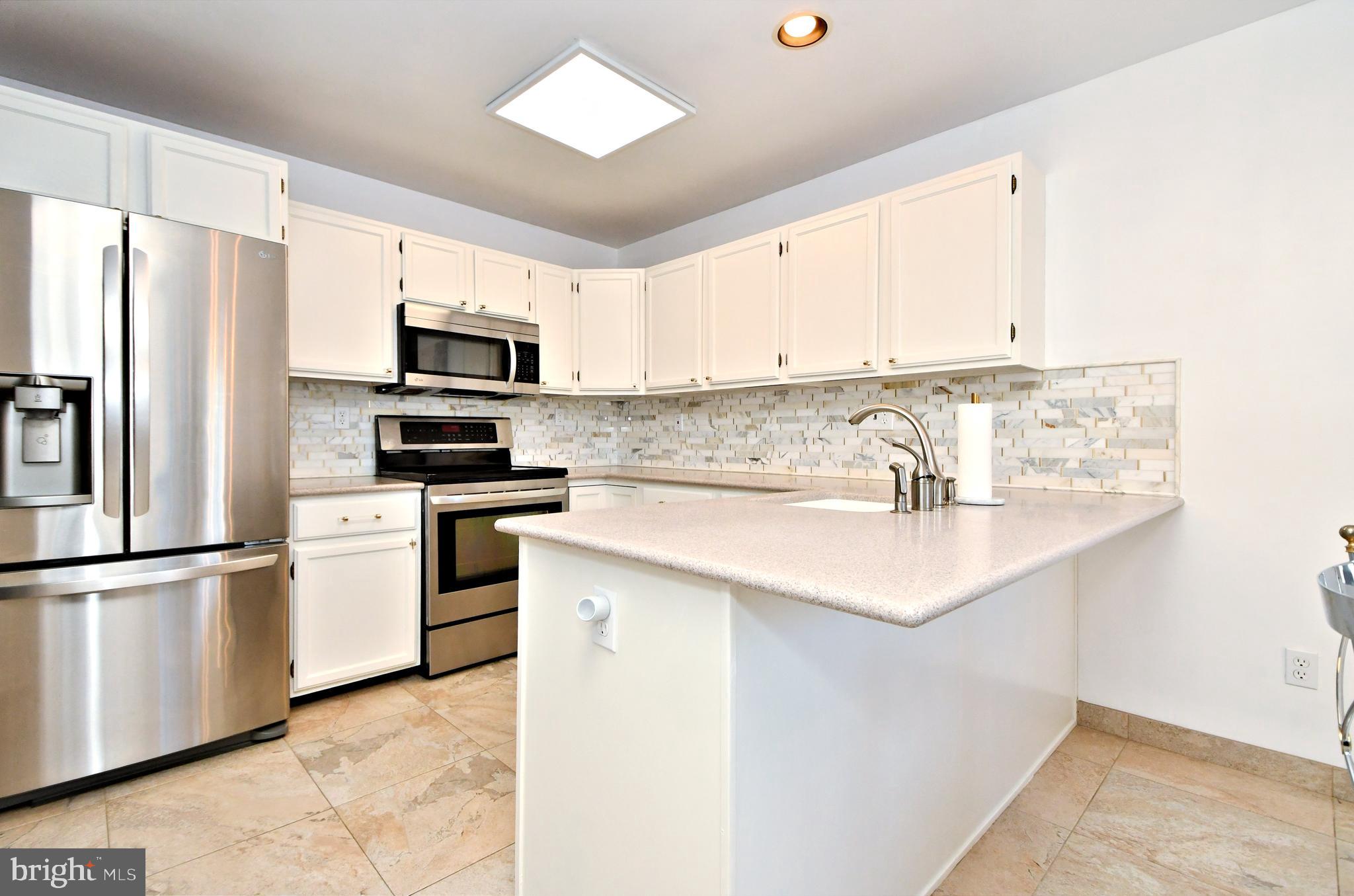 PINE CREST - Residential