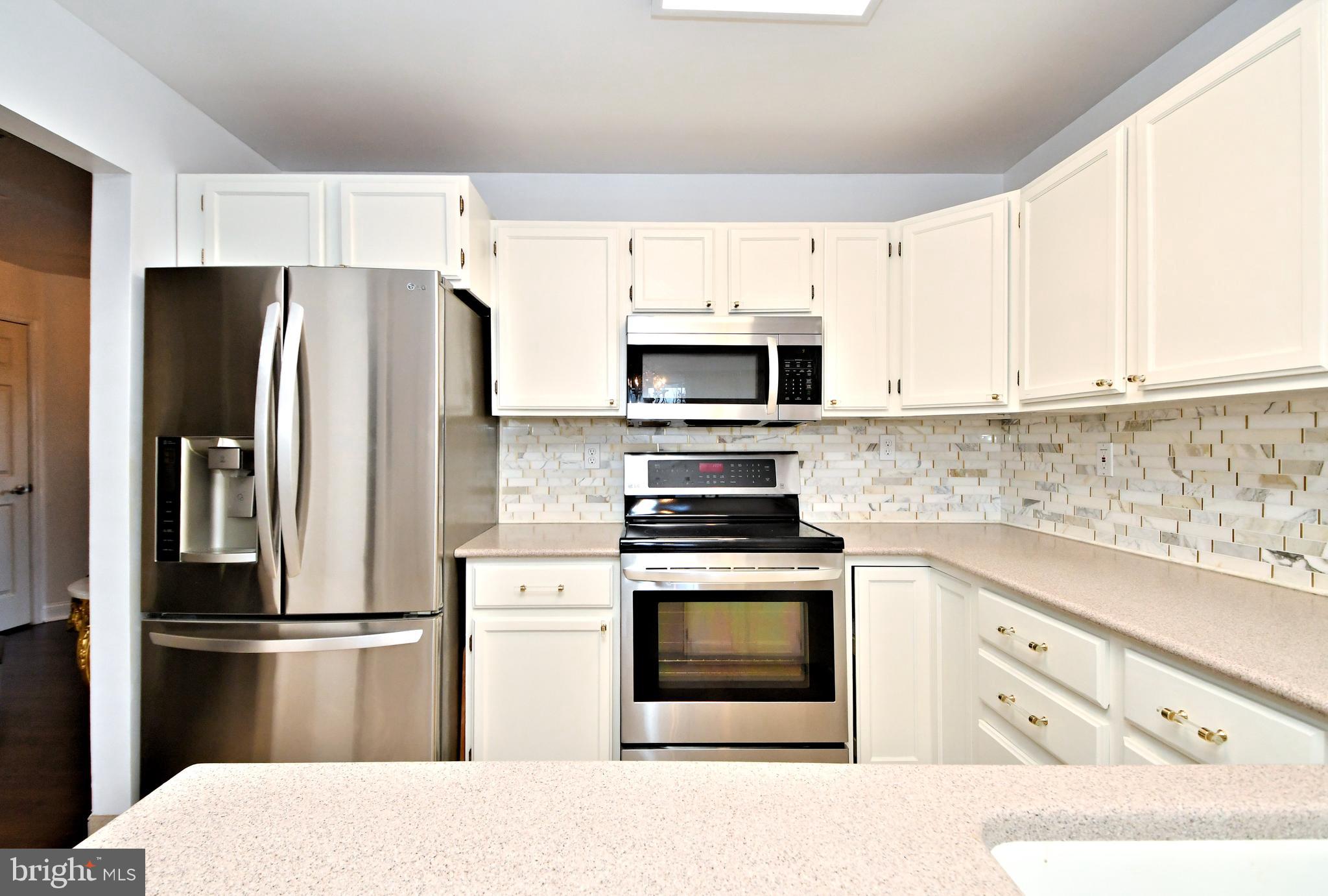 PINE CREST - Residential