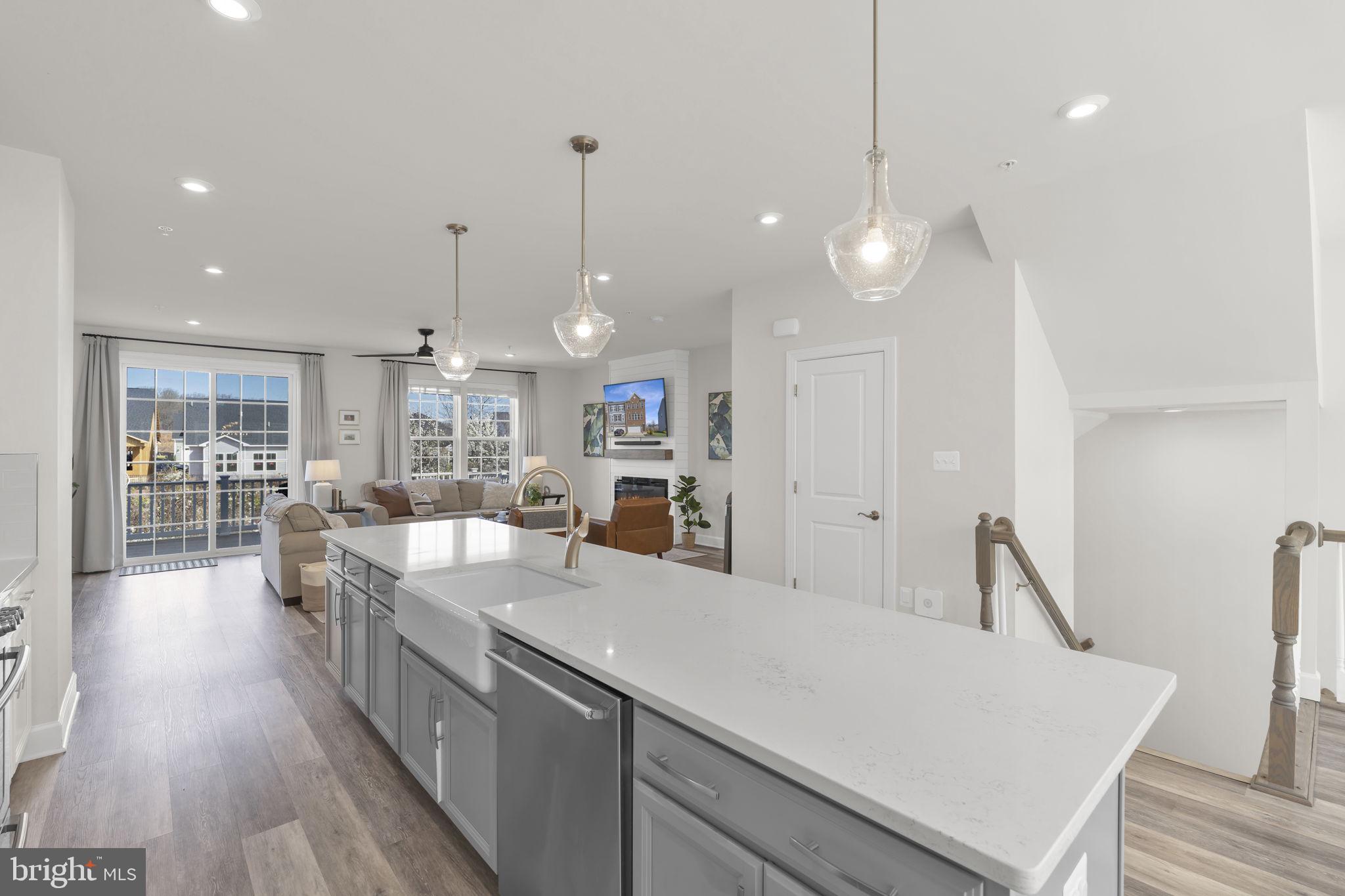 9630 GLASSY CREEK WAY