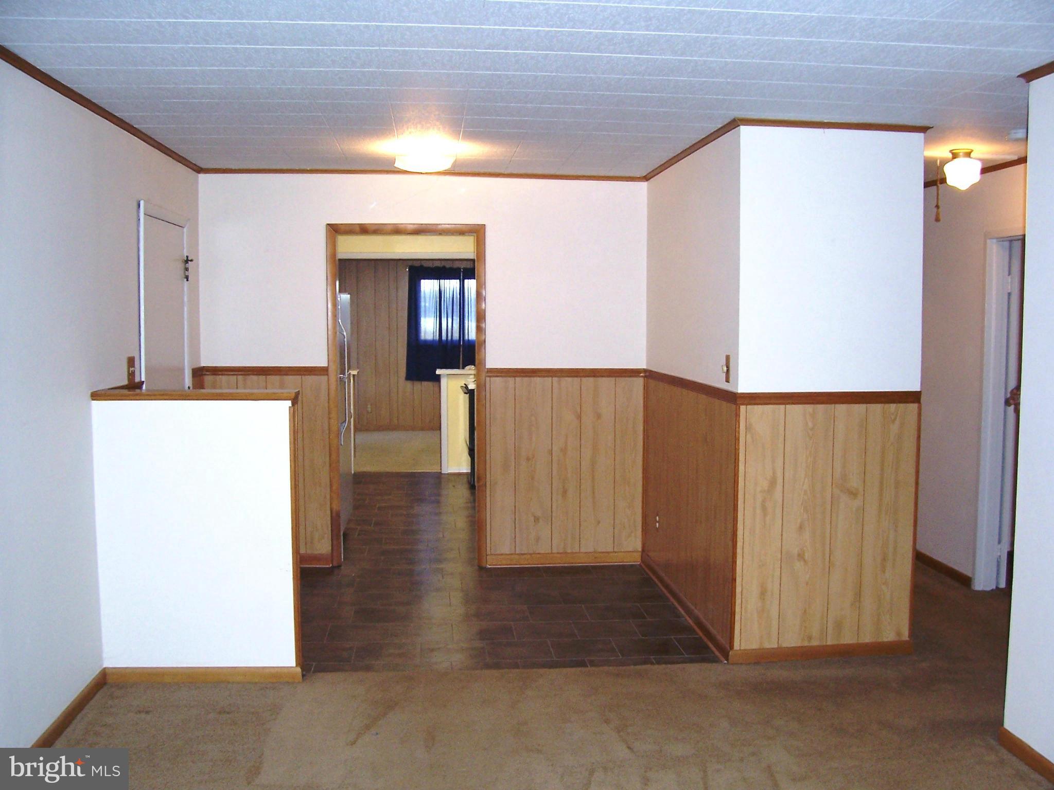 INDIAN HEAD MANOR SUB - Residential Lease