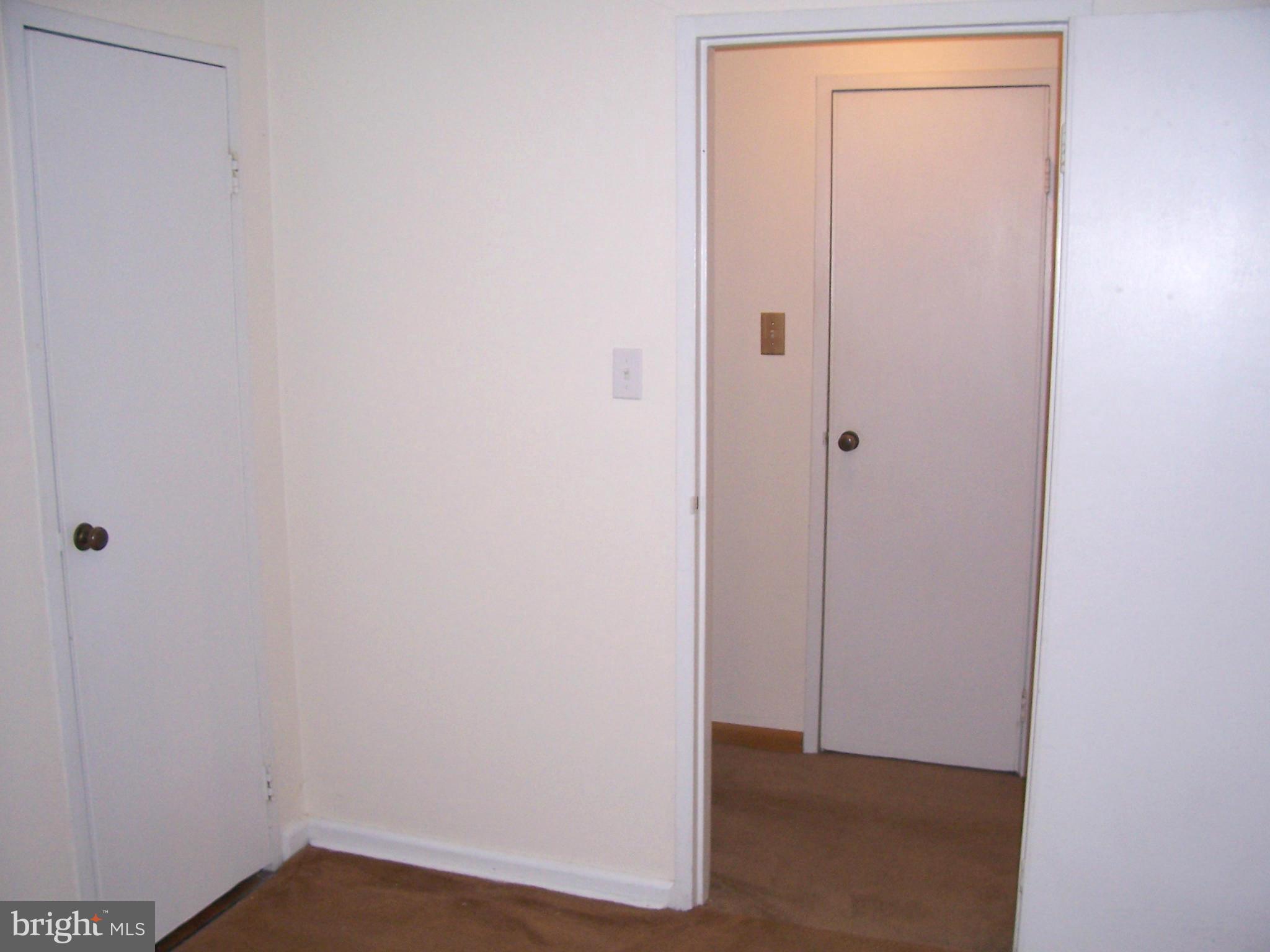 INDIAN HEAD MANOR SUB - Residential Lease