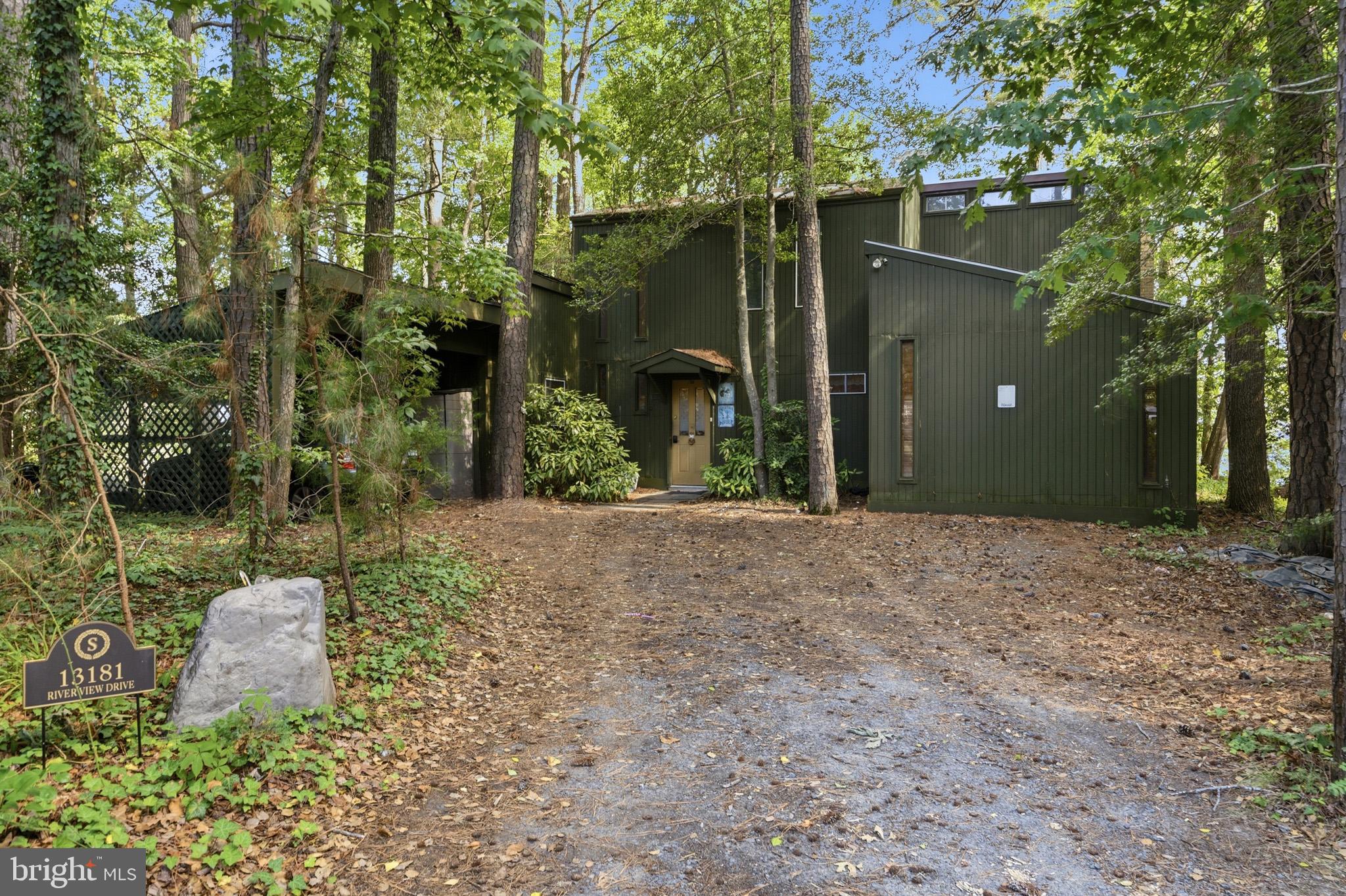 13181 RIVER VIEW DRIVE