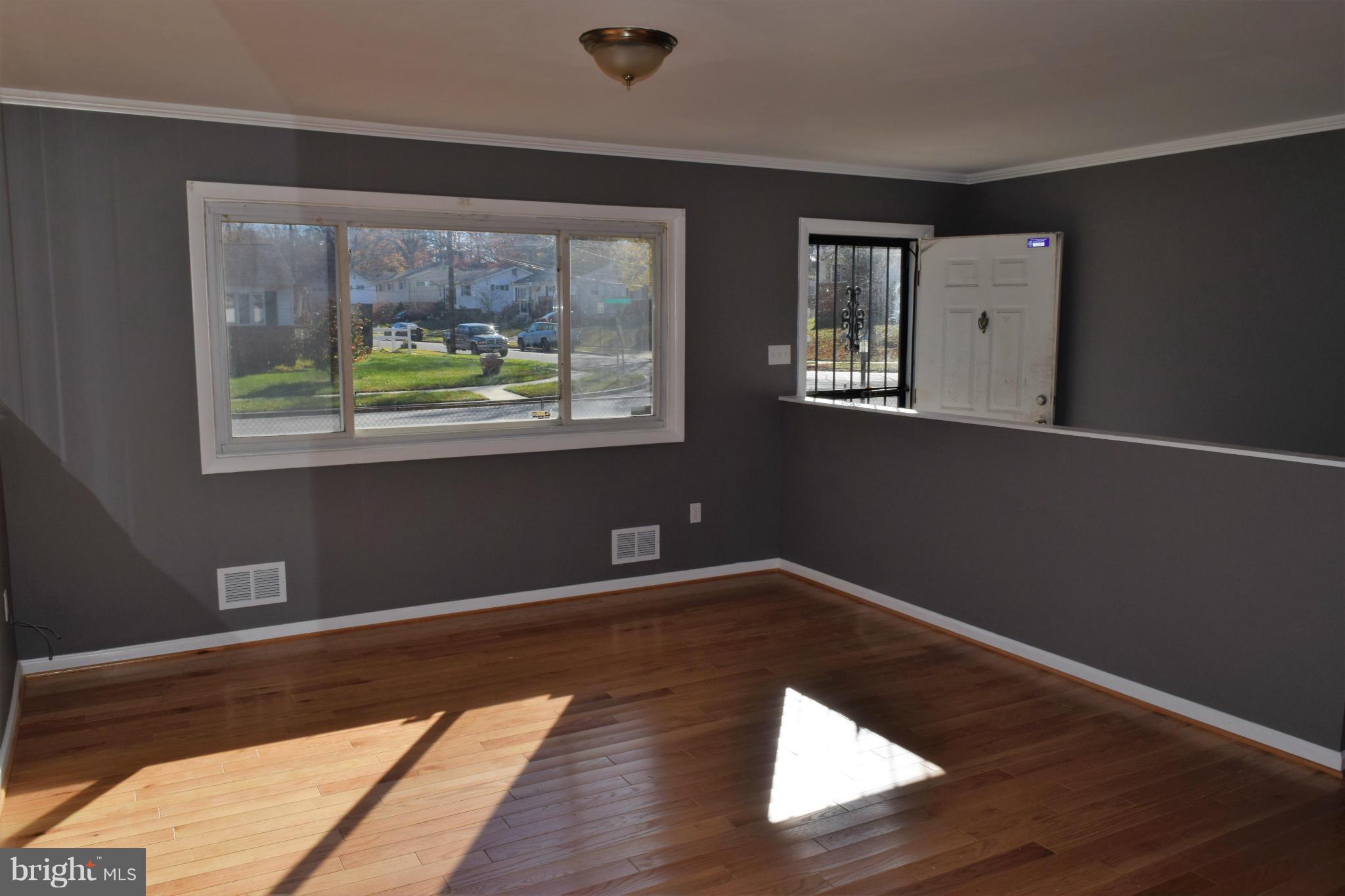 RITCHIE MANOR - Residential