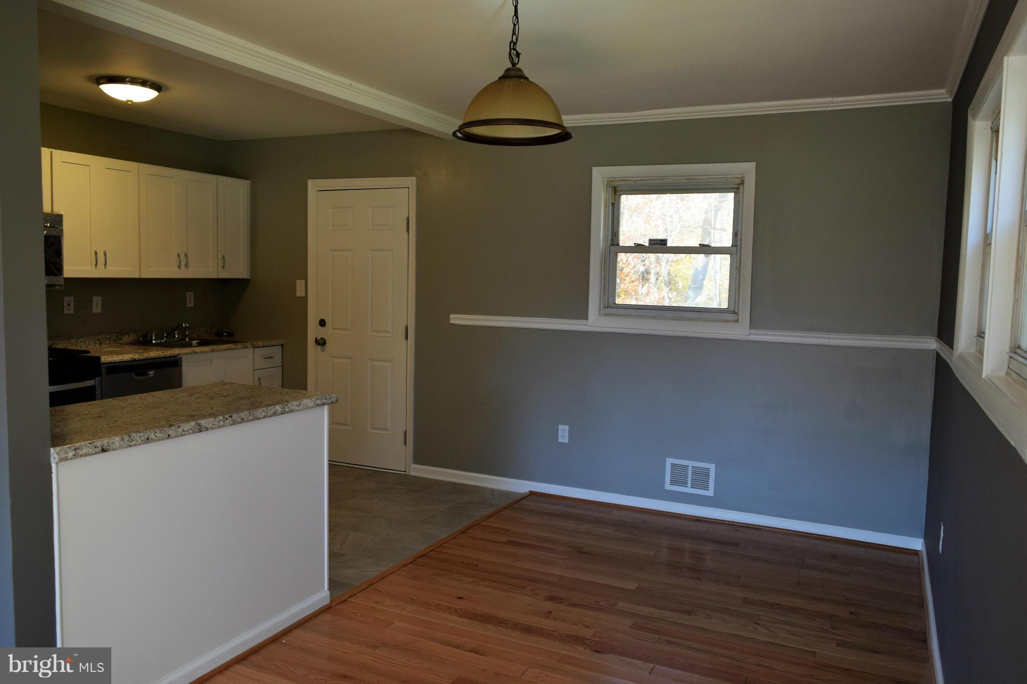 RITCHIE MANOR - Residential