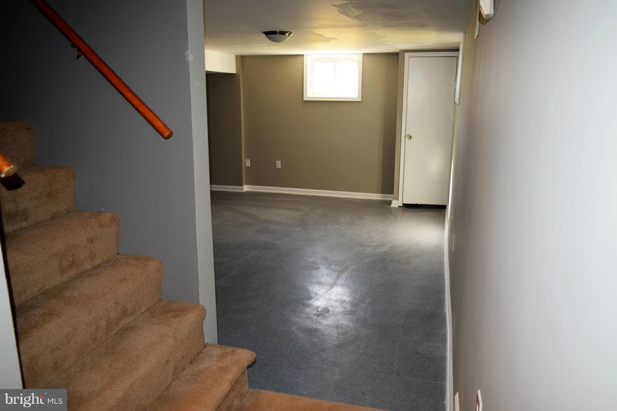 RITCHIE MANOR - Residential