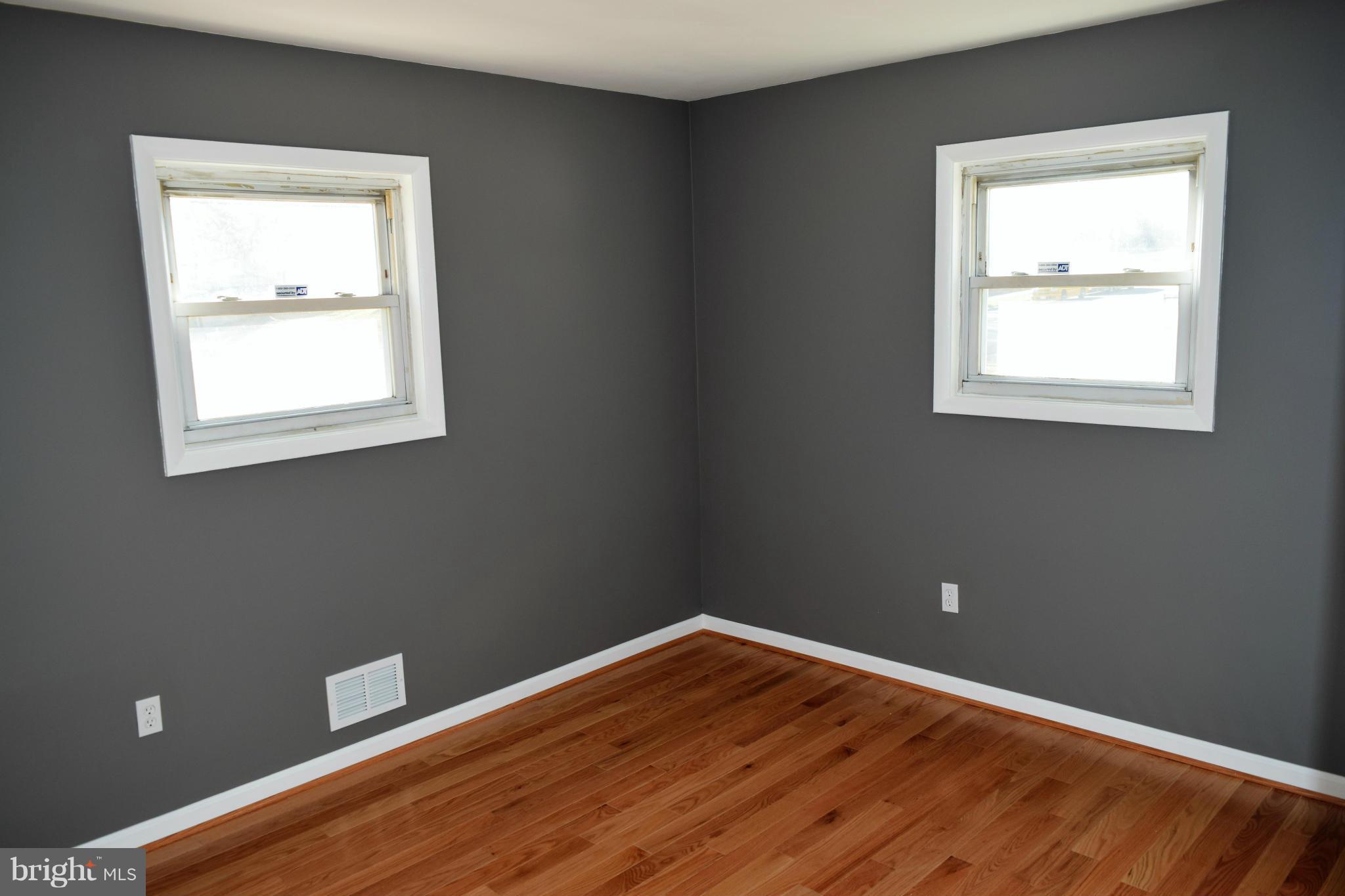 RITCHIE MANOR - Residential