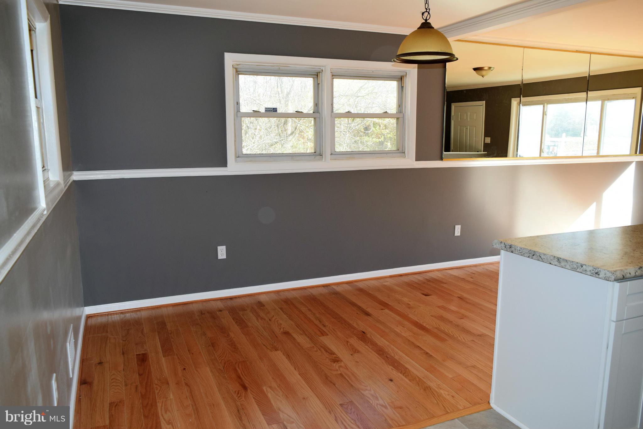 RITCHIE MANOR - Residential