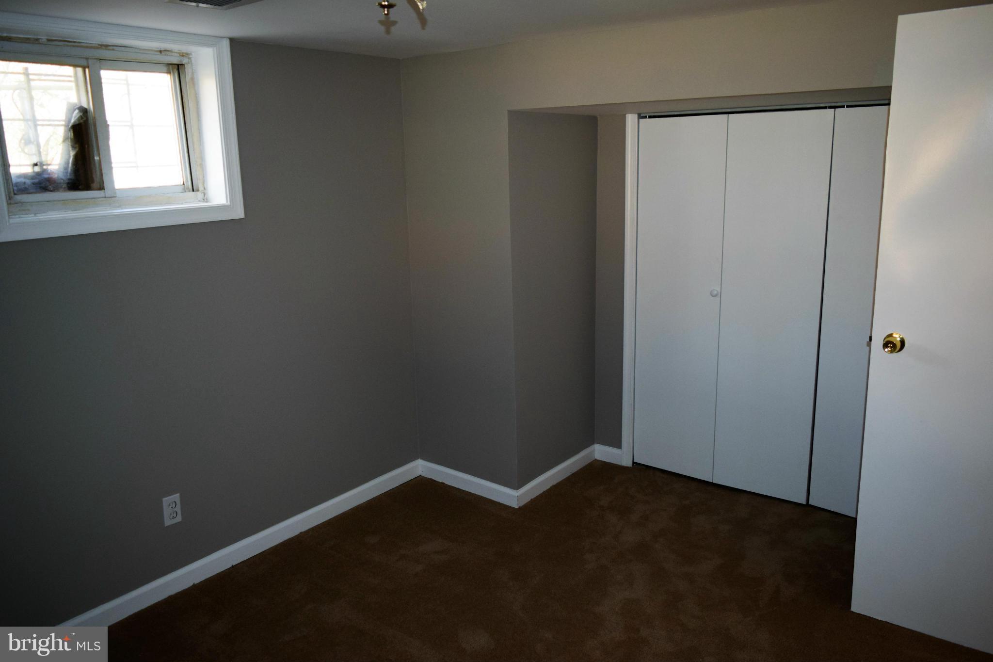 RITCHIE MANOR - Residential