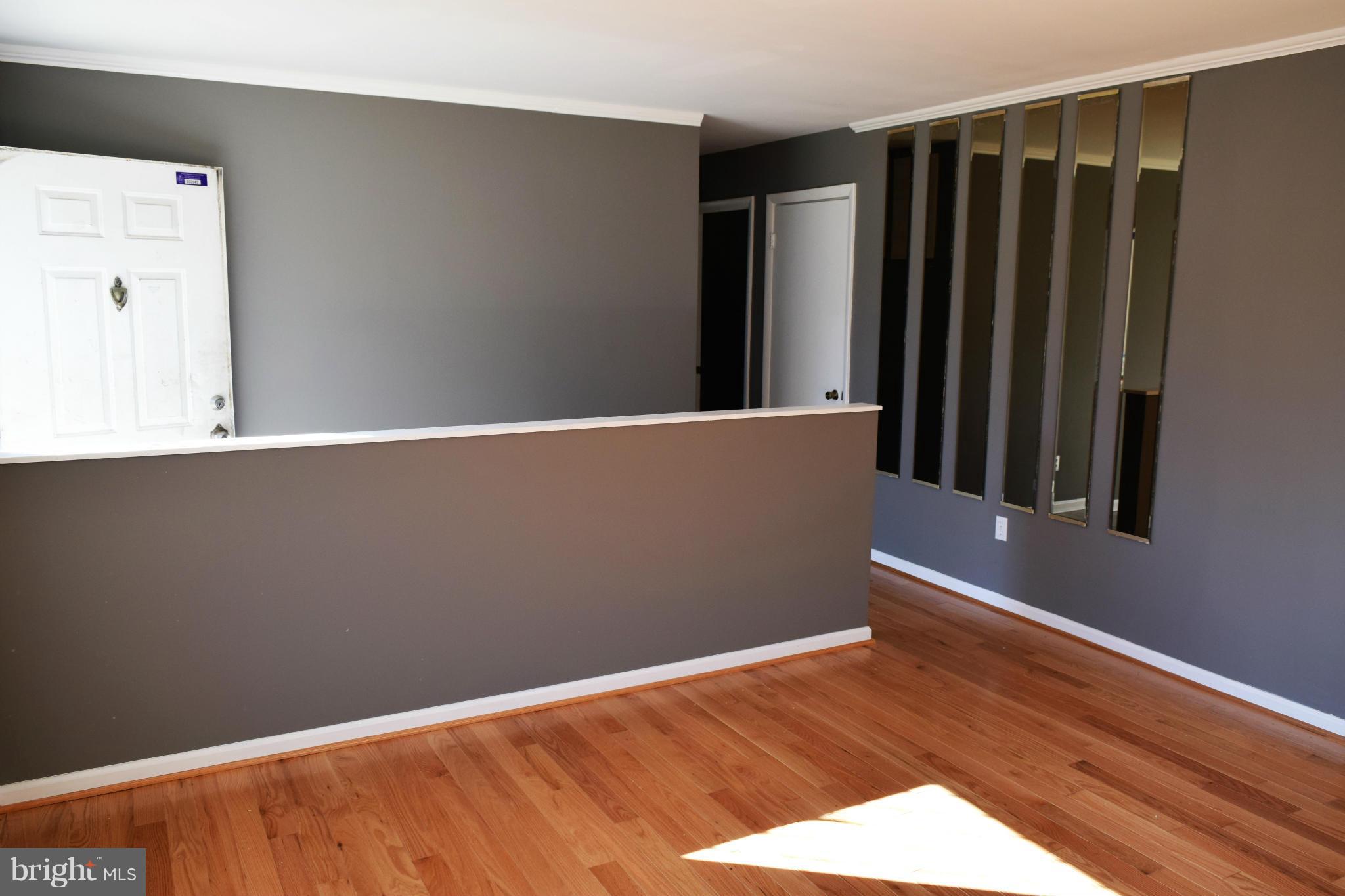 RITCHIE MANOR - Residential