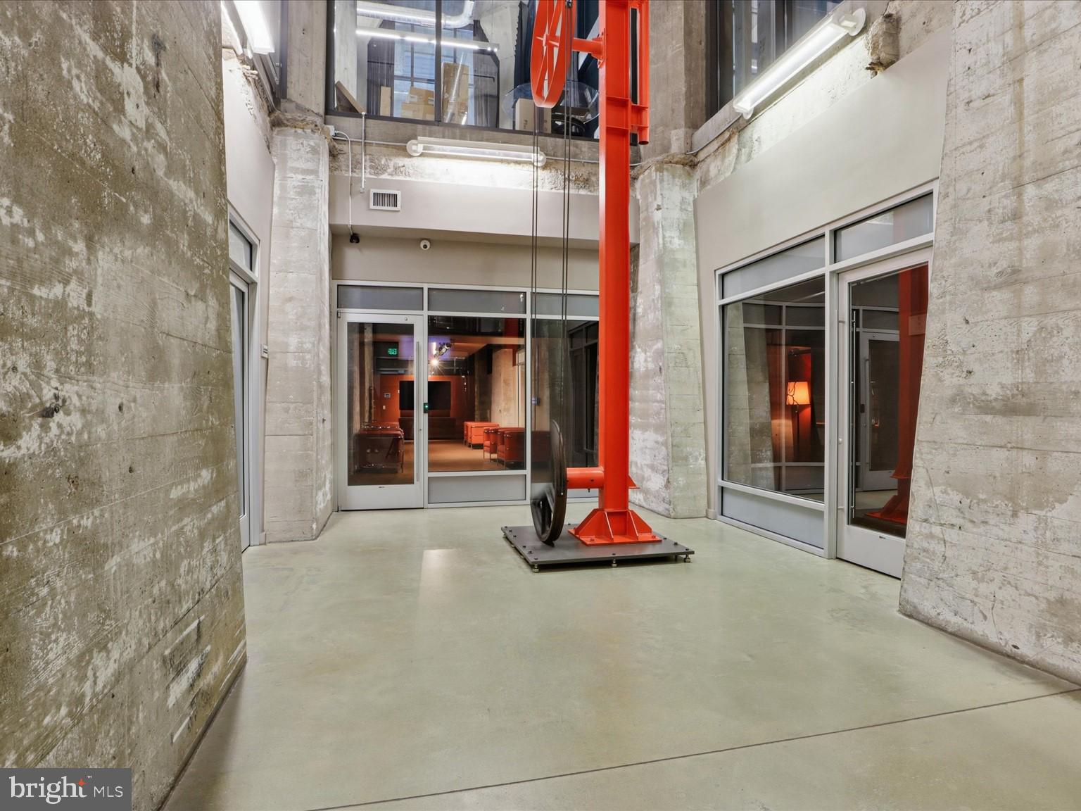 LOCUST POINT - Residential