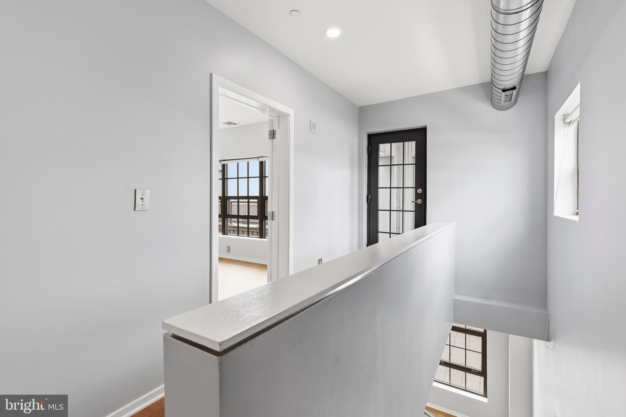 LOCUST POINT - Residential