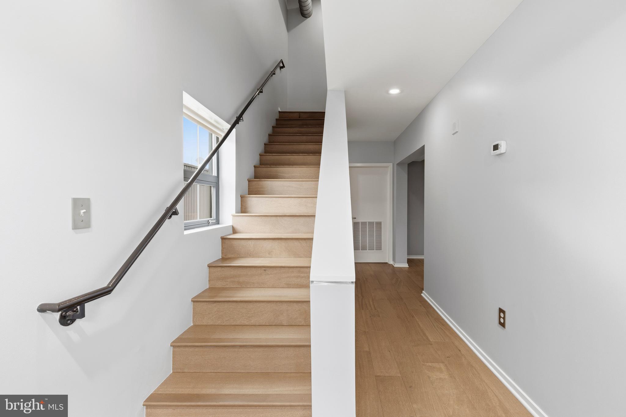LOCUST POINT - Residential