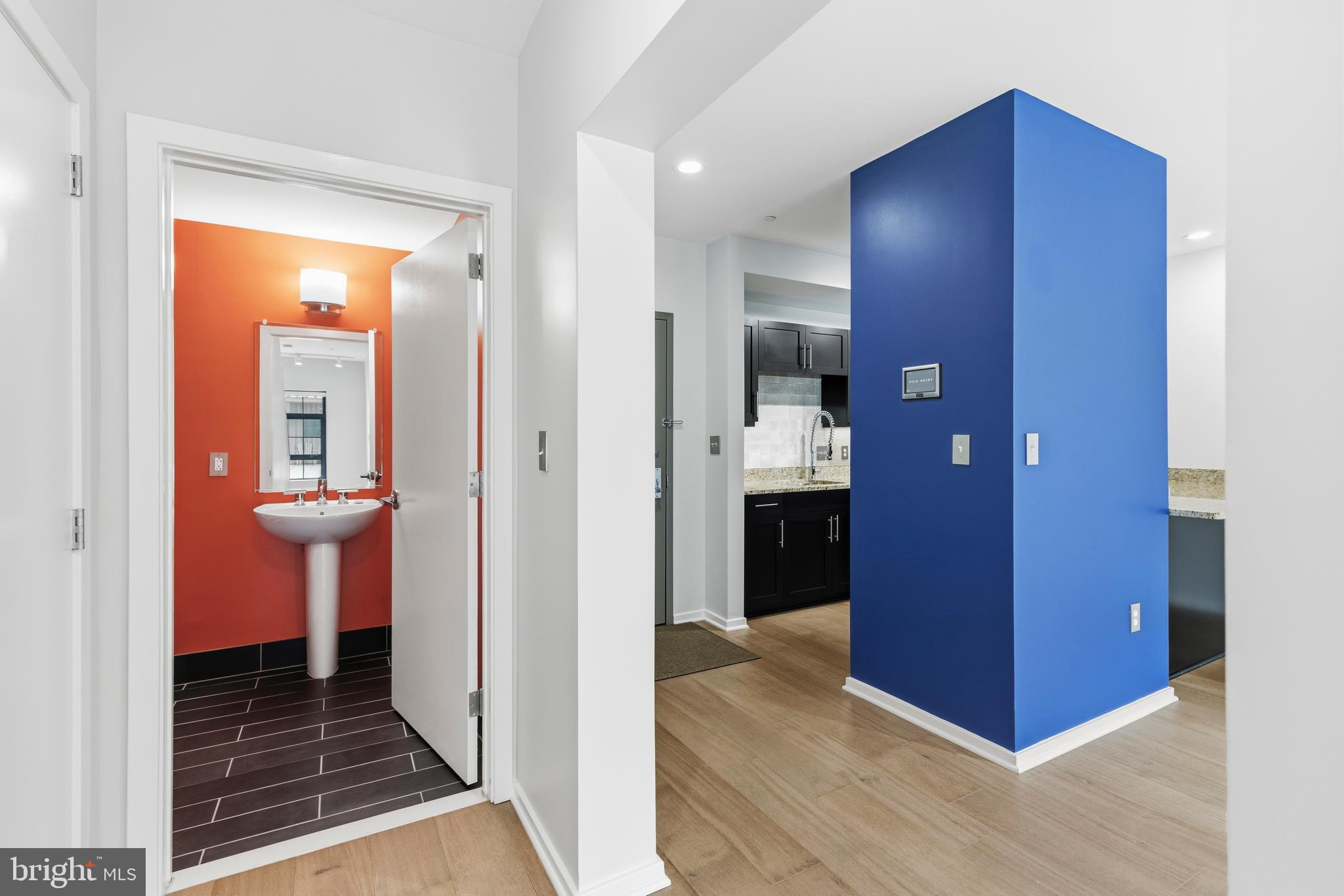 LOCUST POINT - Residential