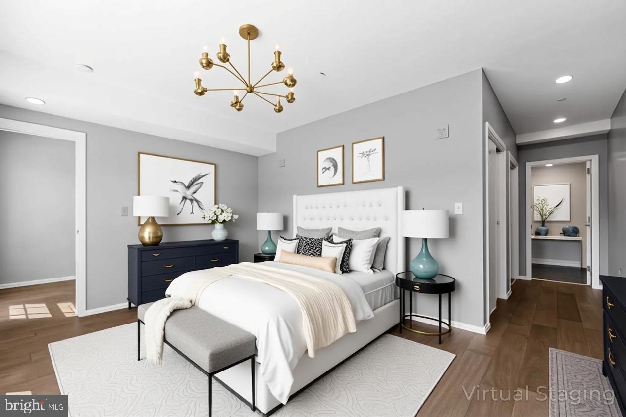 LOCUST POINT - Residential