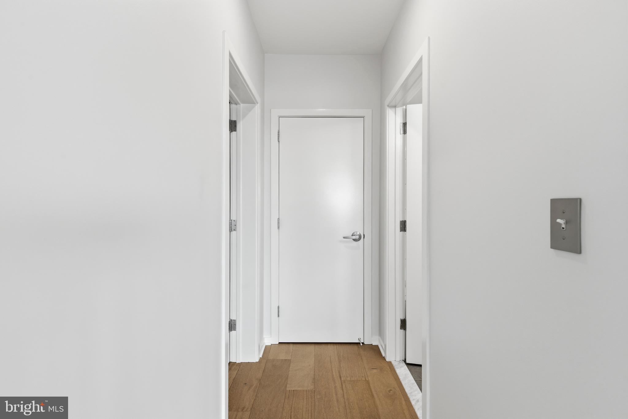 LOCUST POINT - Residential