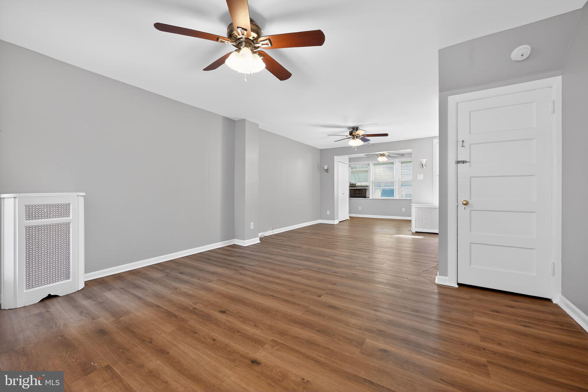 LAWNDALE - Residential