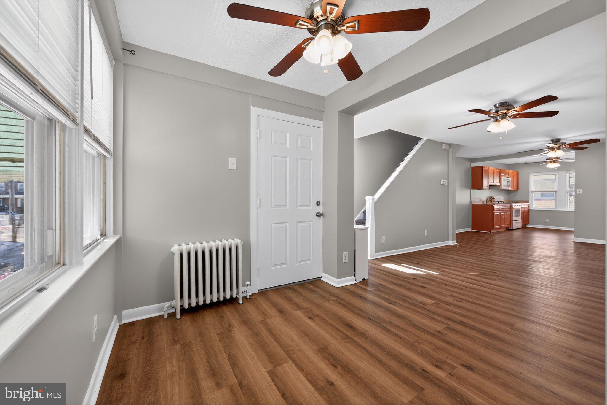 LAWNDALE - Residential