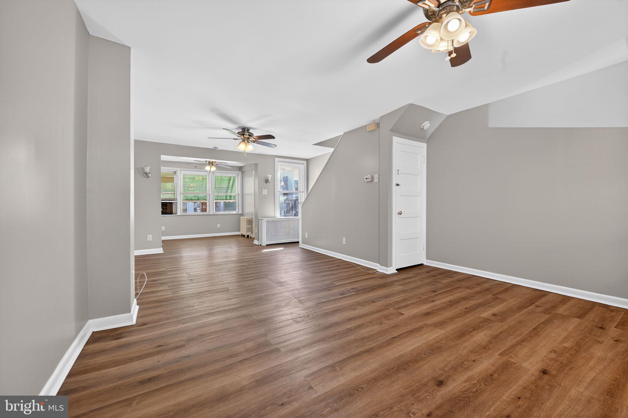 LAWNDALE - Residential